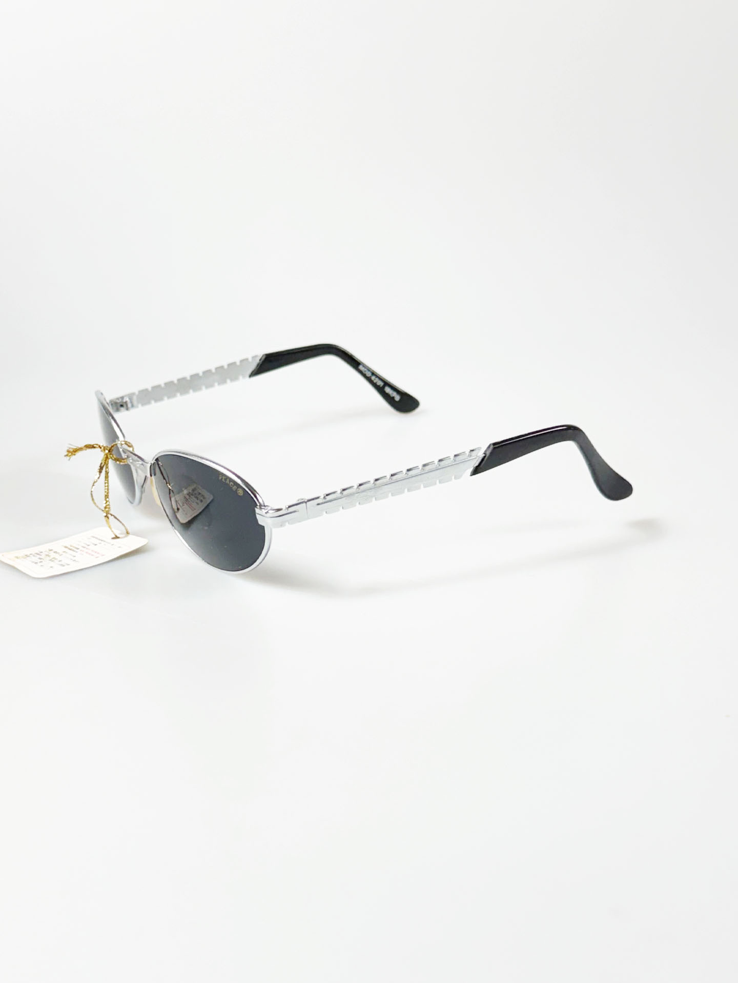 90's PEACE JAPAN Silver Slim Oval Metal Frame Sunglasses