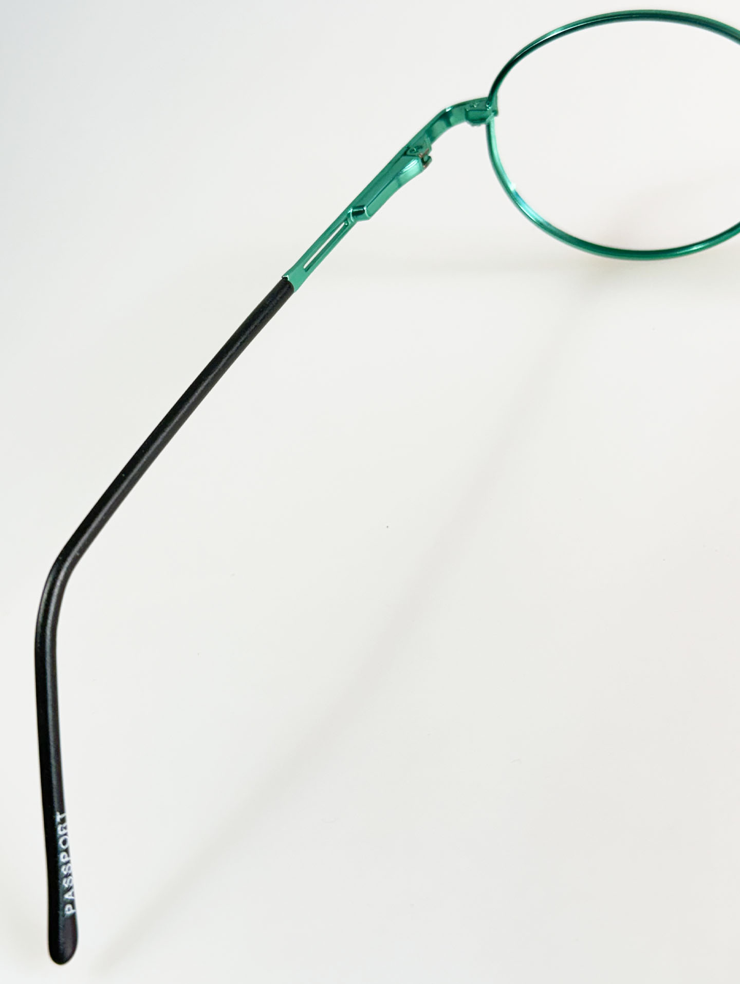 90's PASSPORT Emerald Green Slim Oval Metal Frame Glasses