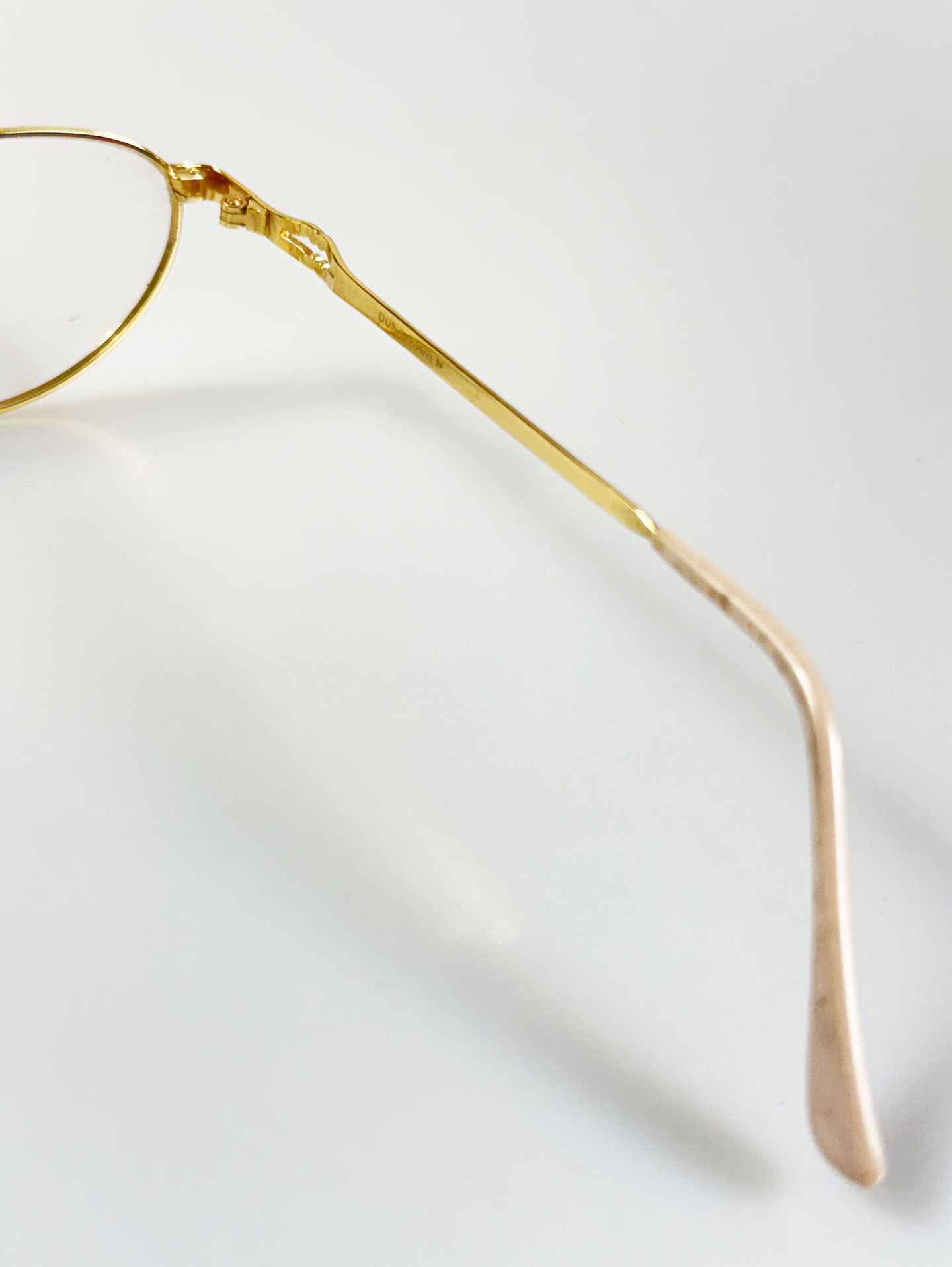 90's DONA KAREN Gold Slim Oval Metal Frame Glasses