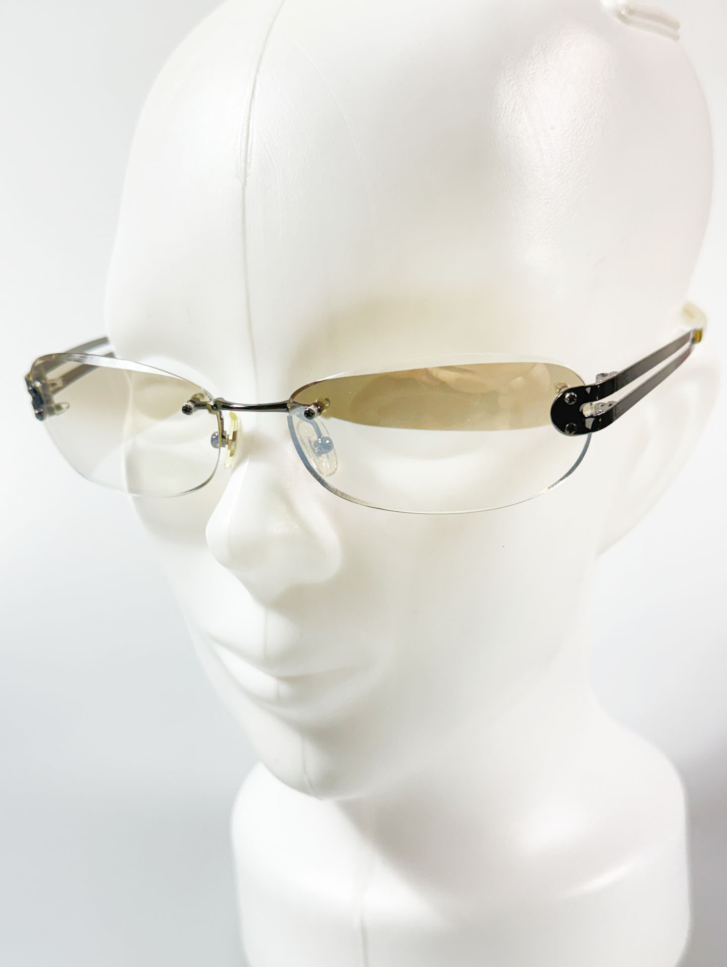 CAPRIO Rimless Square Metal Tinted Sunglasses