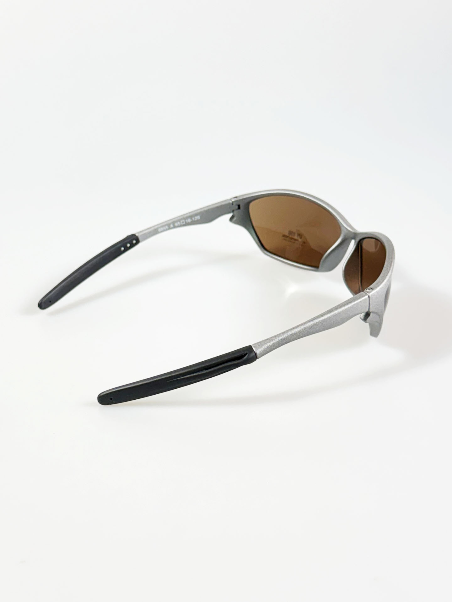 IXRON Silver Wraparound Sport Frame Tint Sunglasses