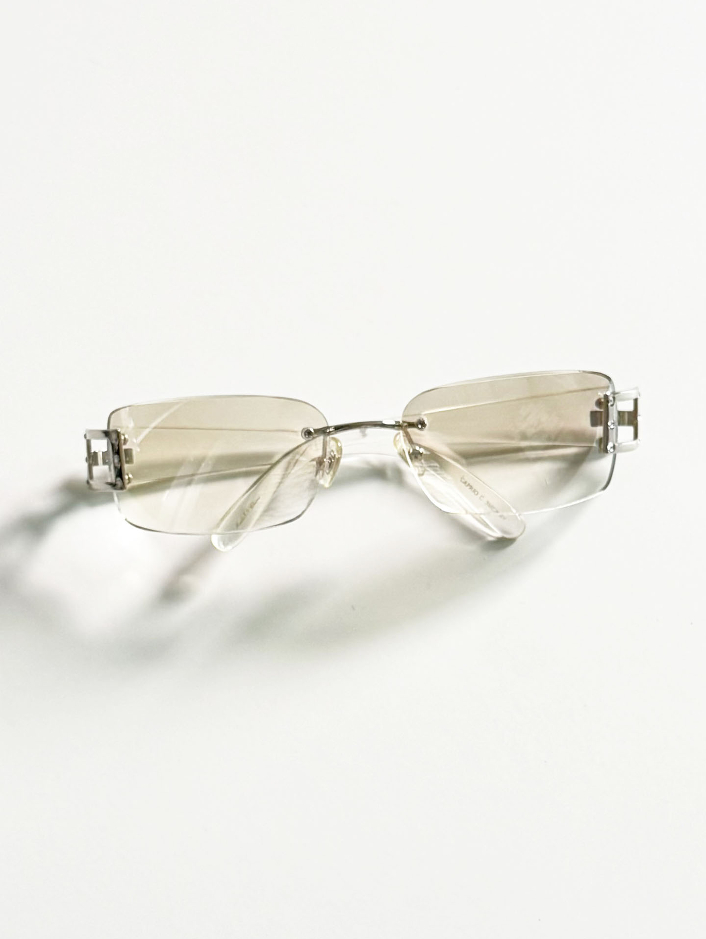 CAPRIO Rimless Square Metal Tinted Sunglasses
