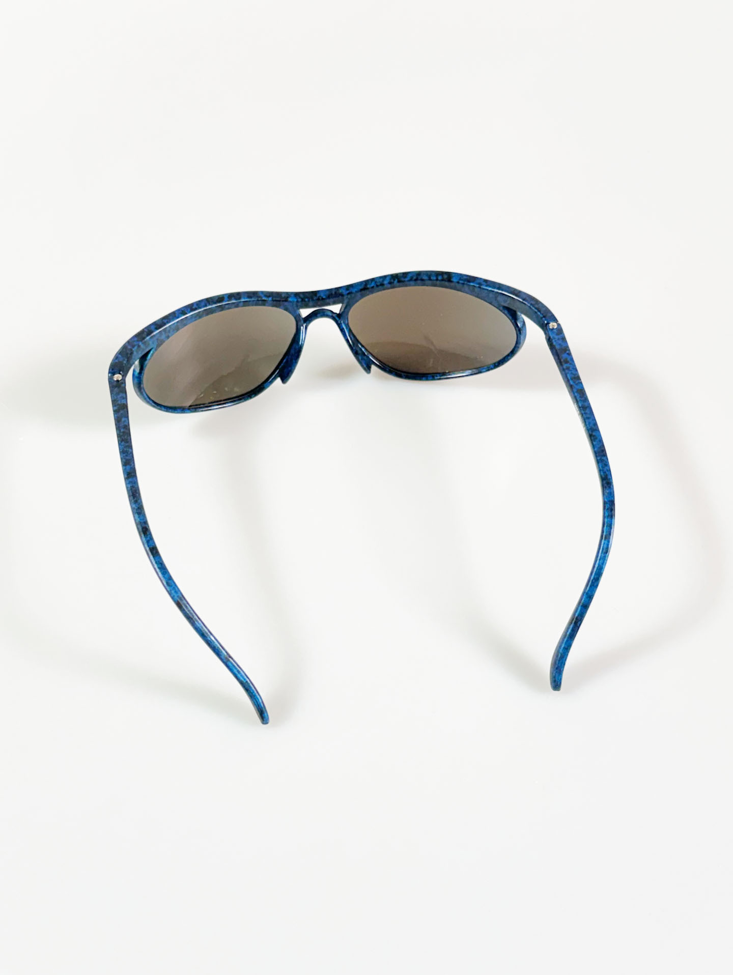 90’s KANTLON Blue Marble Wraparound Sunglasses