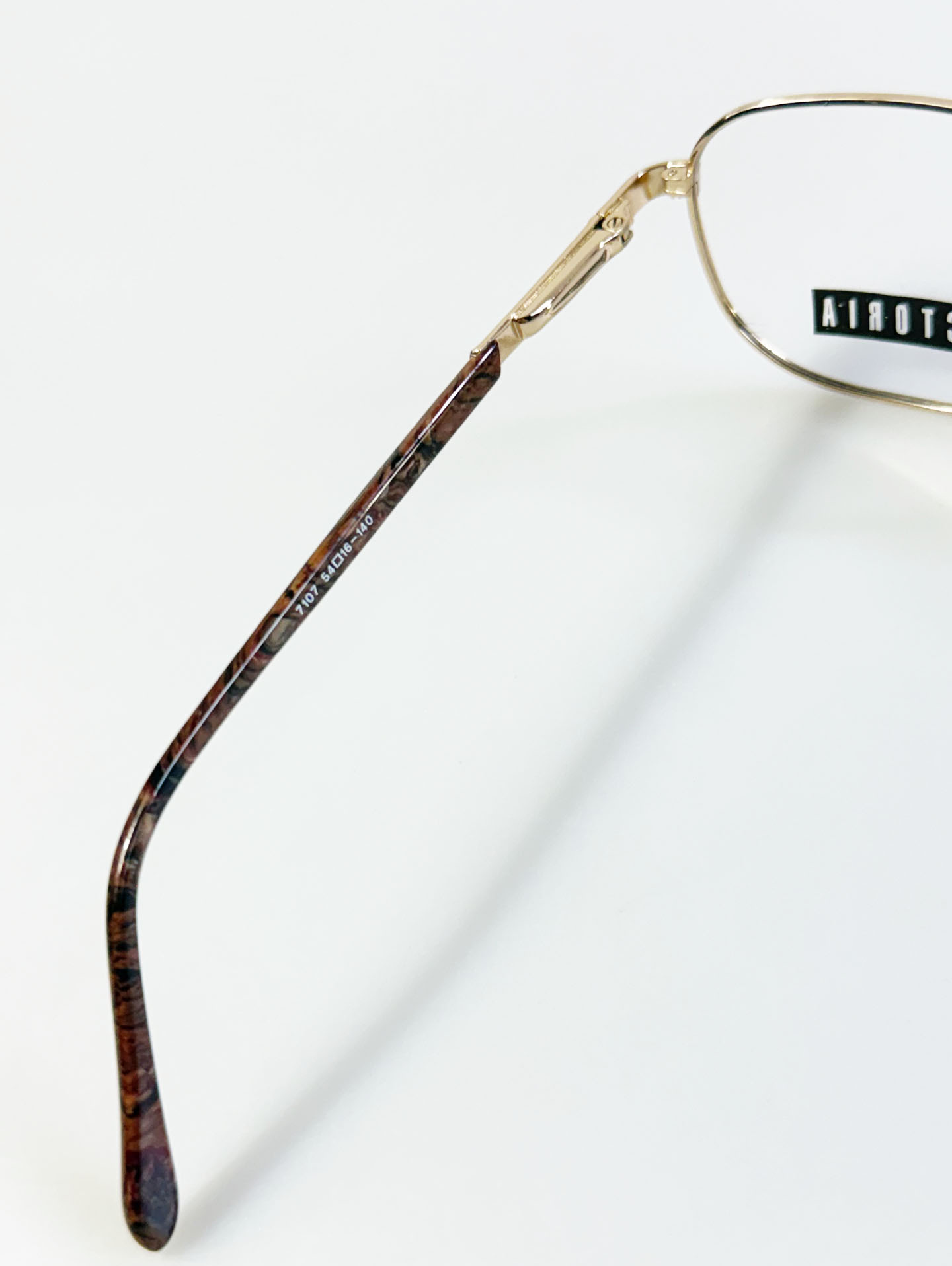 90's VICTORIA Gold Classic Square Metal Glasses