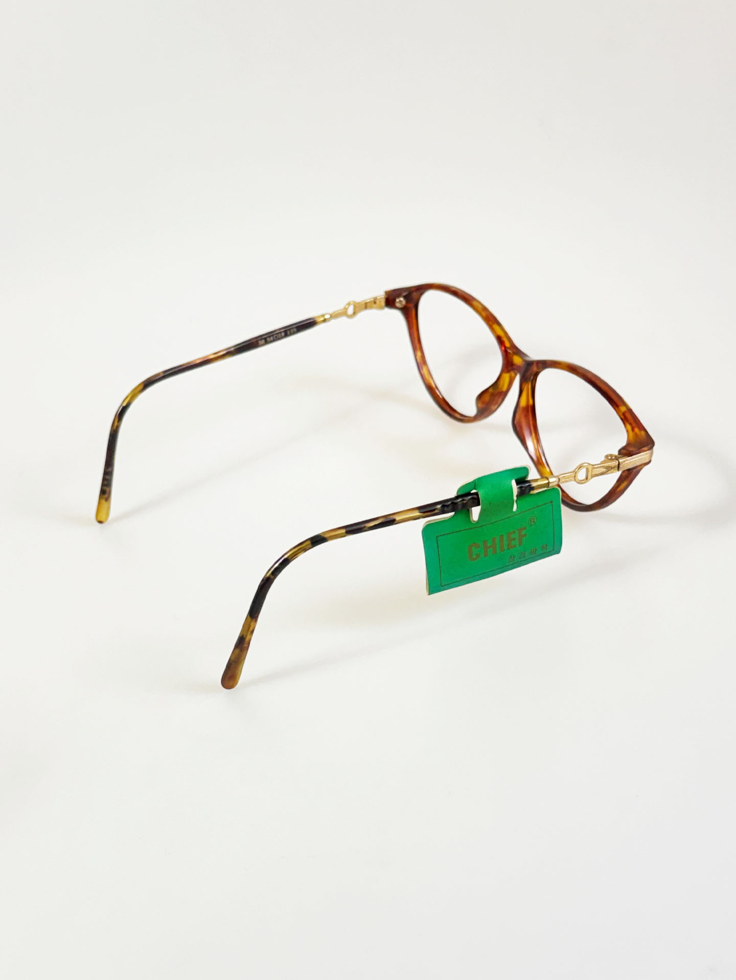 90's CHIEF Tortoiseshell Cat-Eye Horn-Rim Frame Glasses