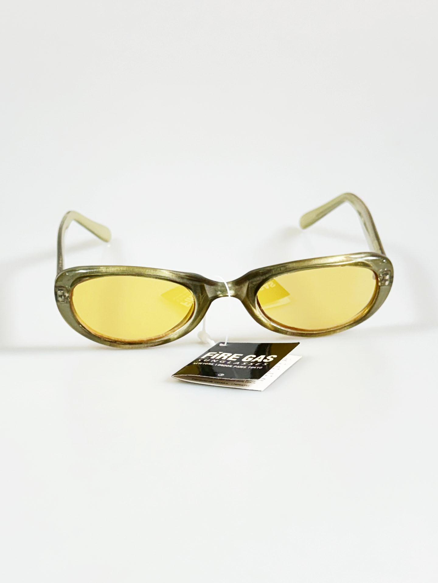 90's FIRE GAS Translucent Bold Oval Frame Tint Sunglasses