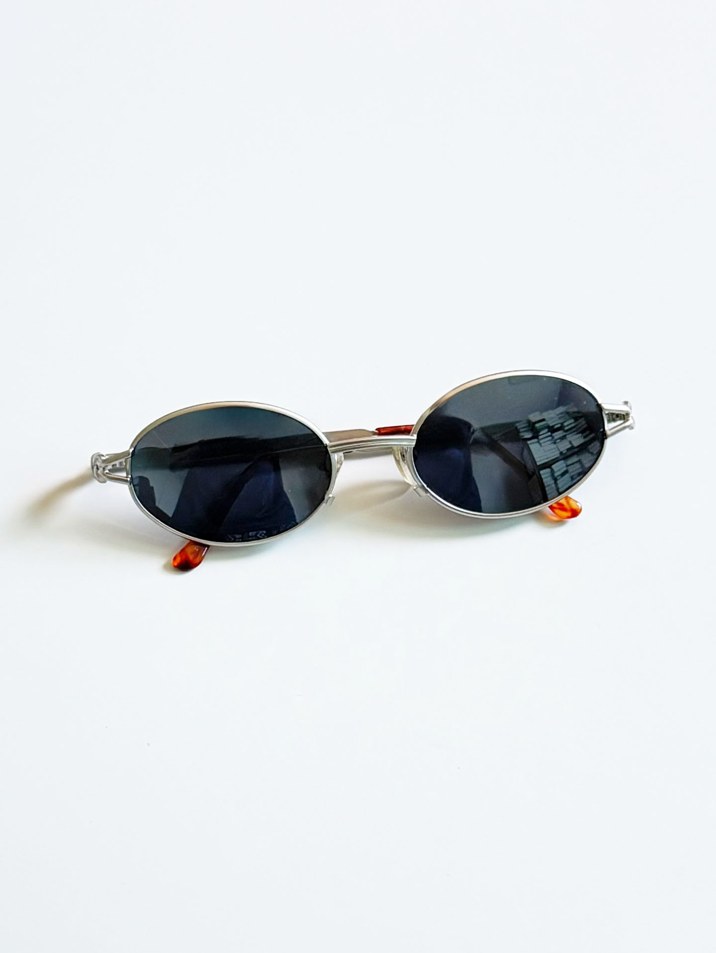 90's ACTION Slim Oval Silver Metal Frame Sunglasses