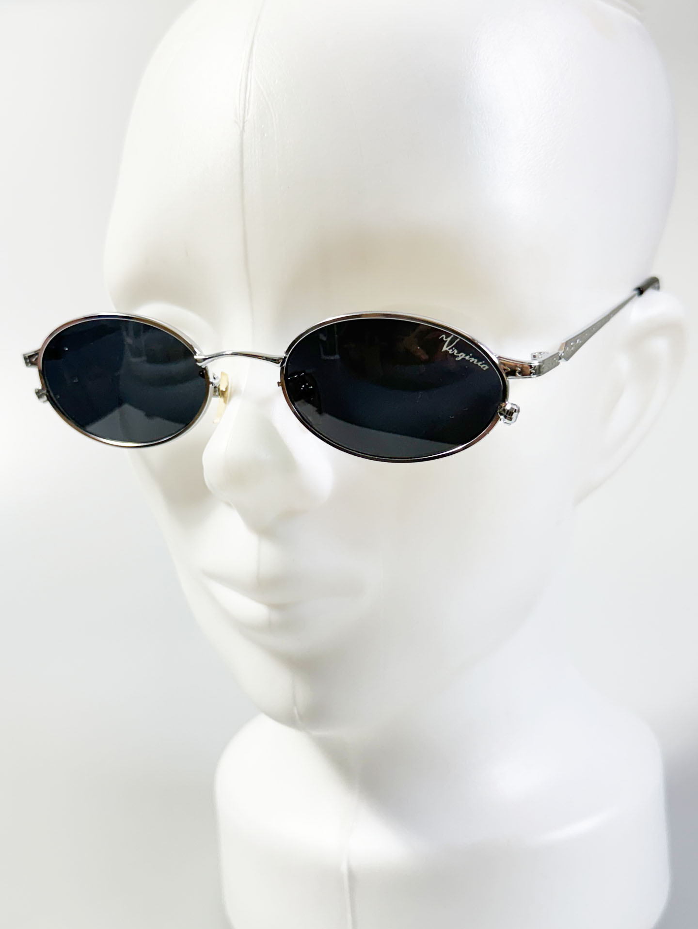 90's VIRGINIA Silver Slim Oval Metal Sunglasses