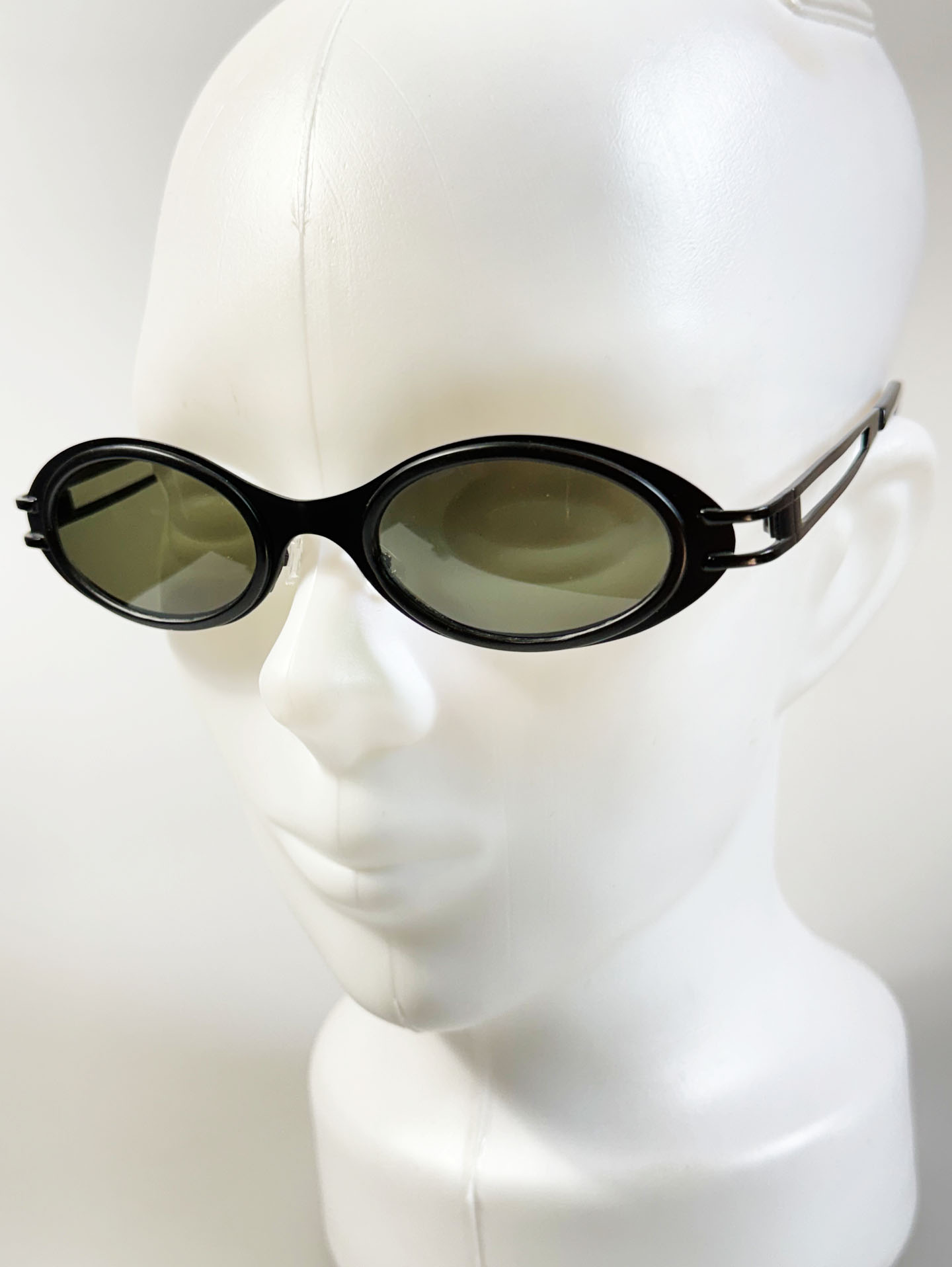 90's DIAVOLO Black Slim Oval Metal Frame Sunglasses