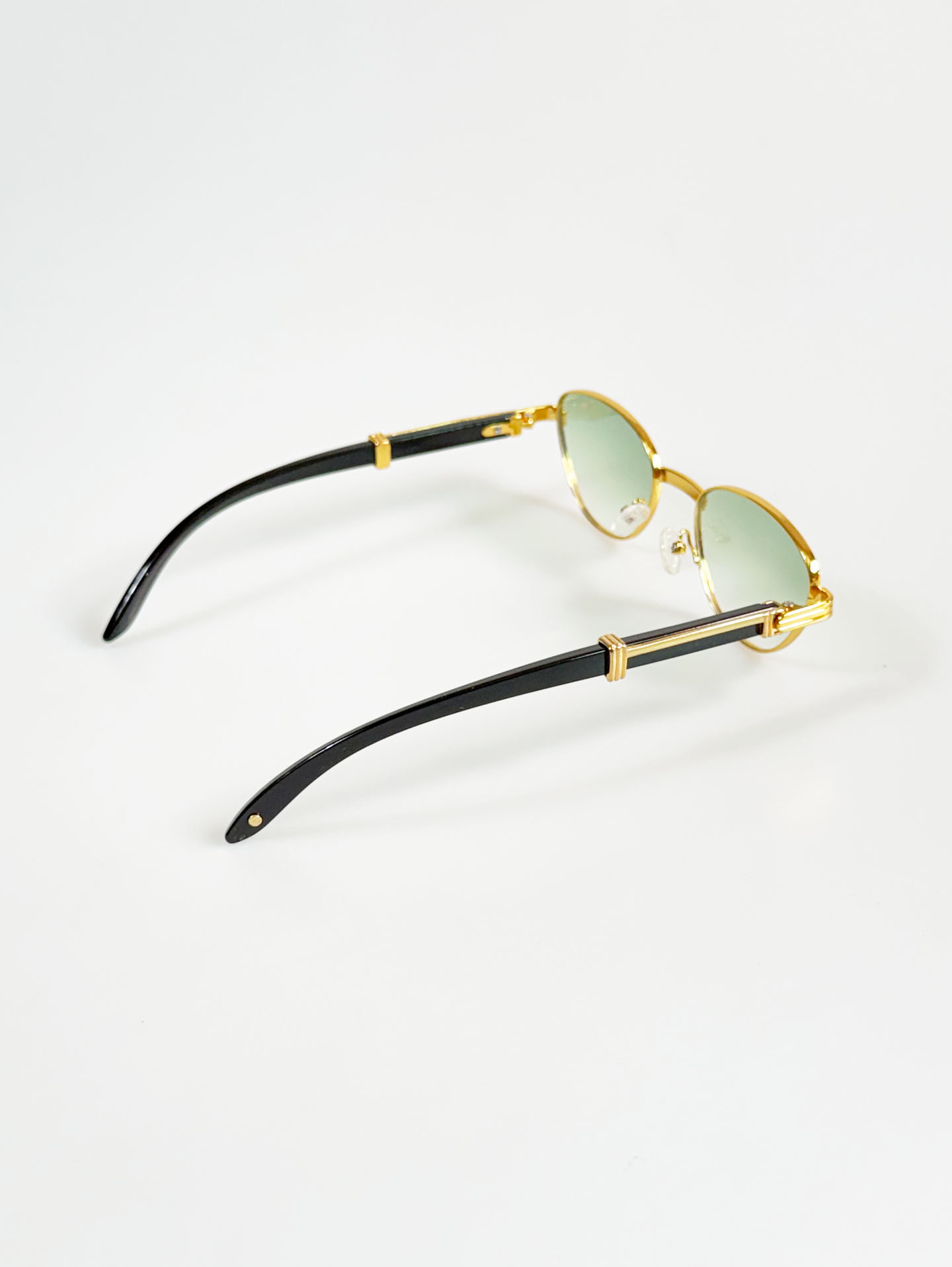 Gold Metal Slim Oval Frame Tint Sunglasses