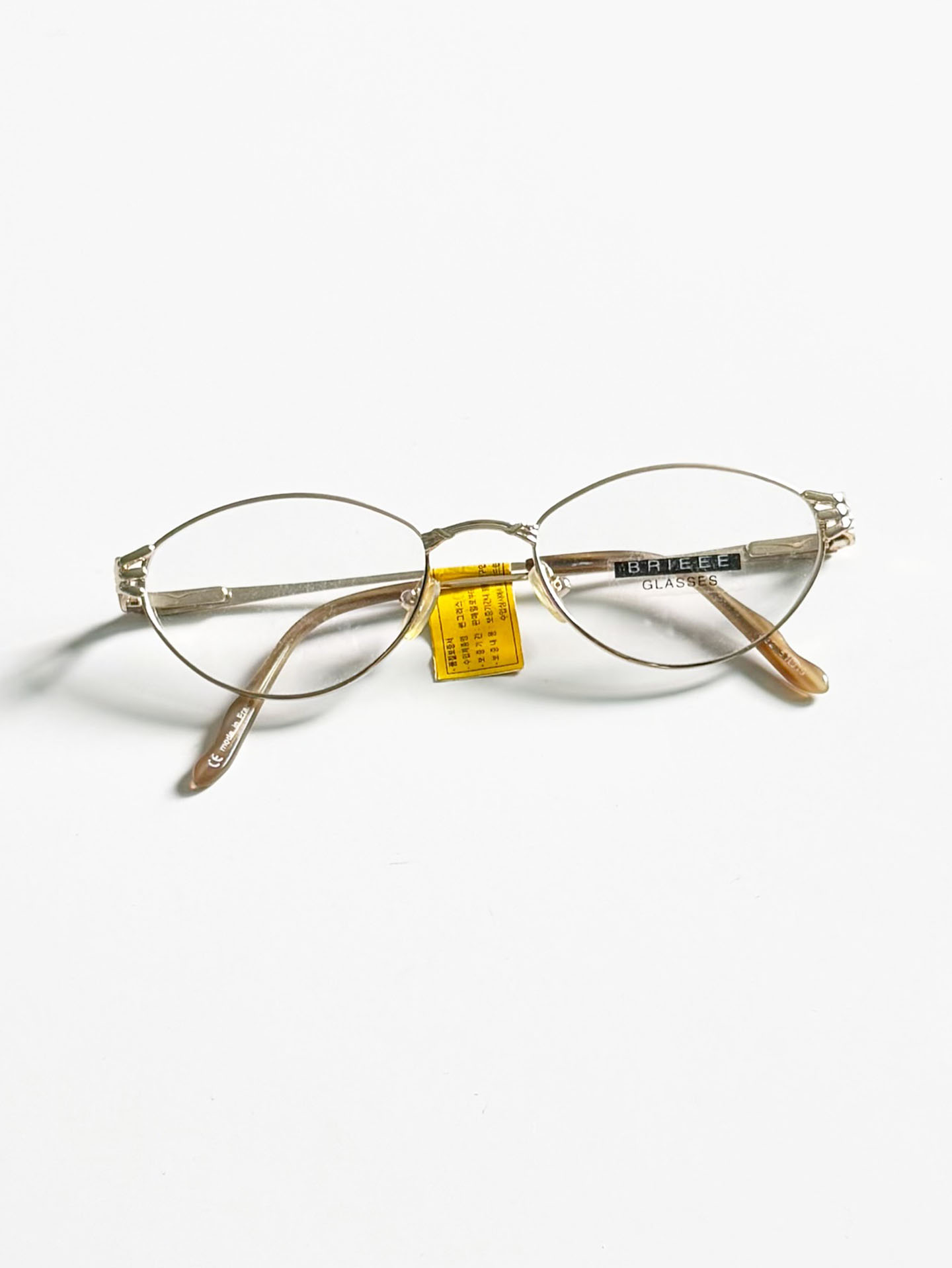 90's BRIEEE Gold Slim Oval Metal Frame Glasses