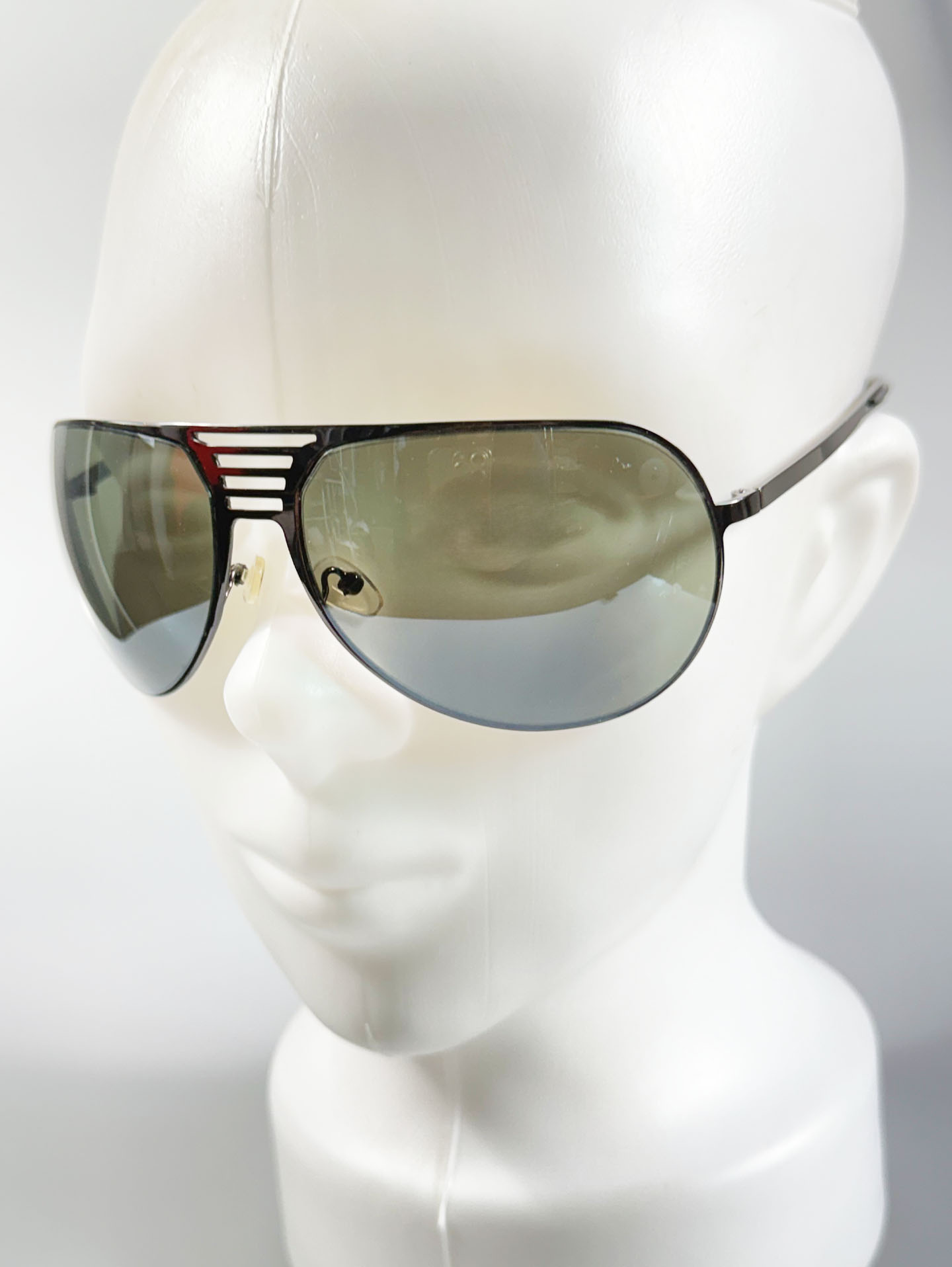 Gunmetal Aviator Frame Sunglasses