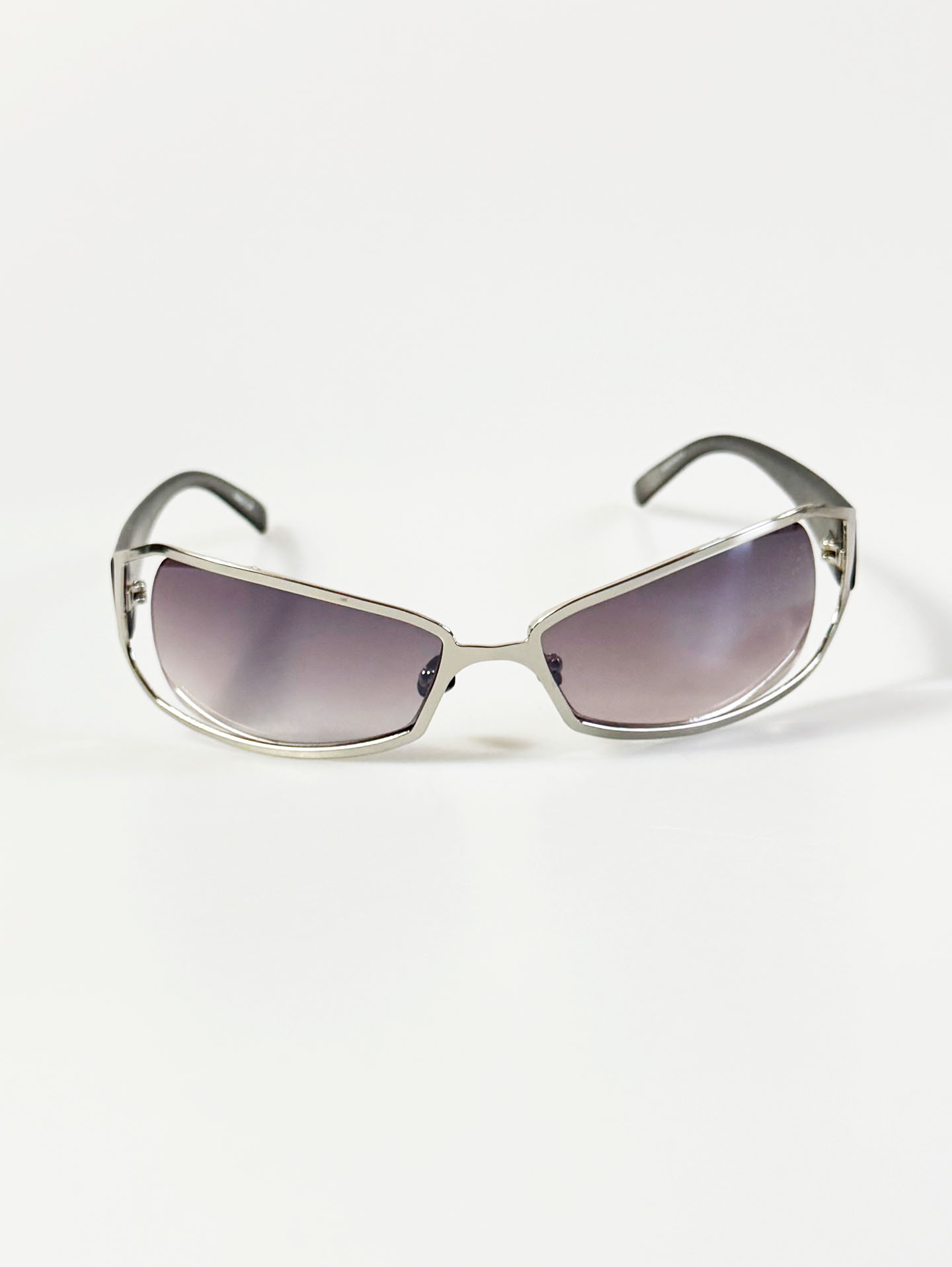 Silver Metal Wrap Wide Square Sunglasses