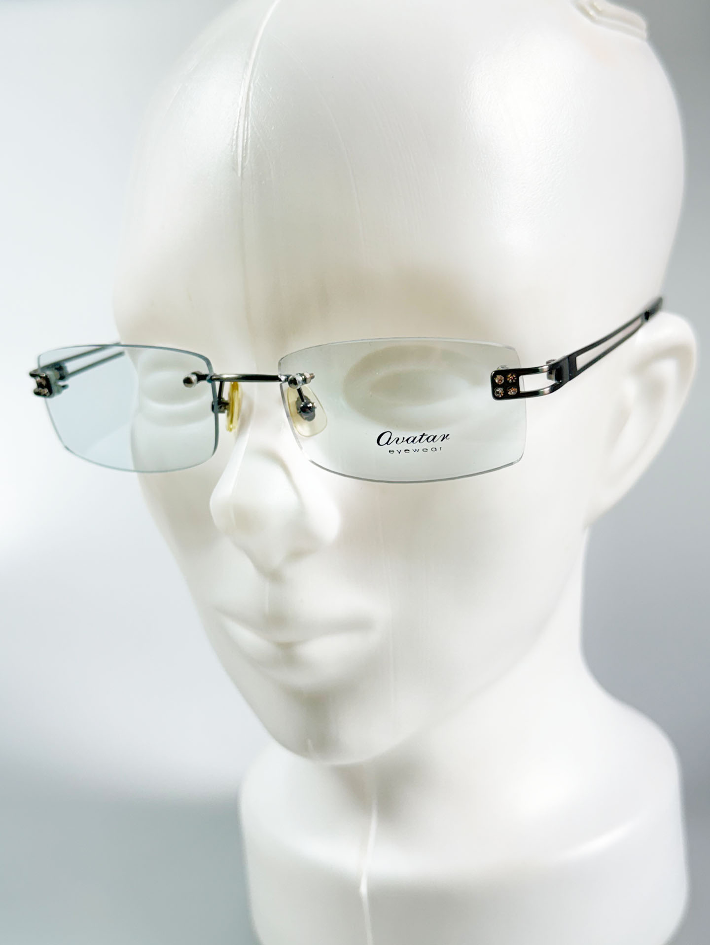 QUATAR Gunmetal Rimless Square Frame Glasses