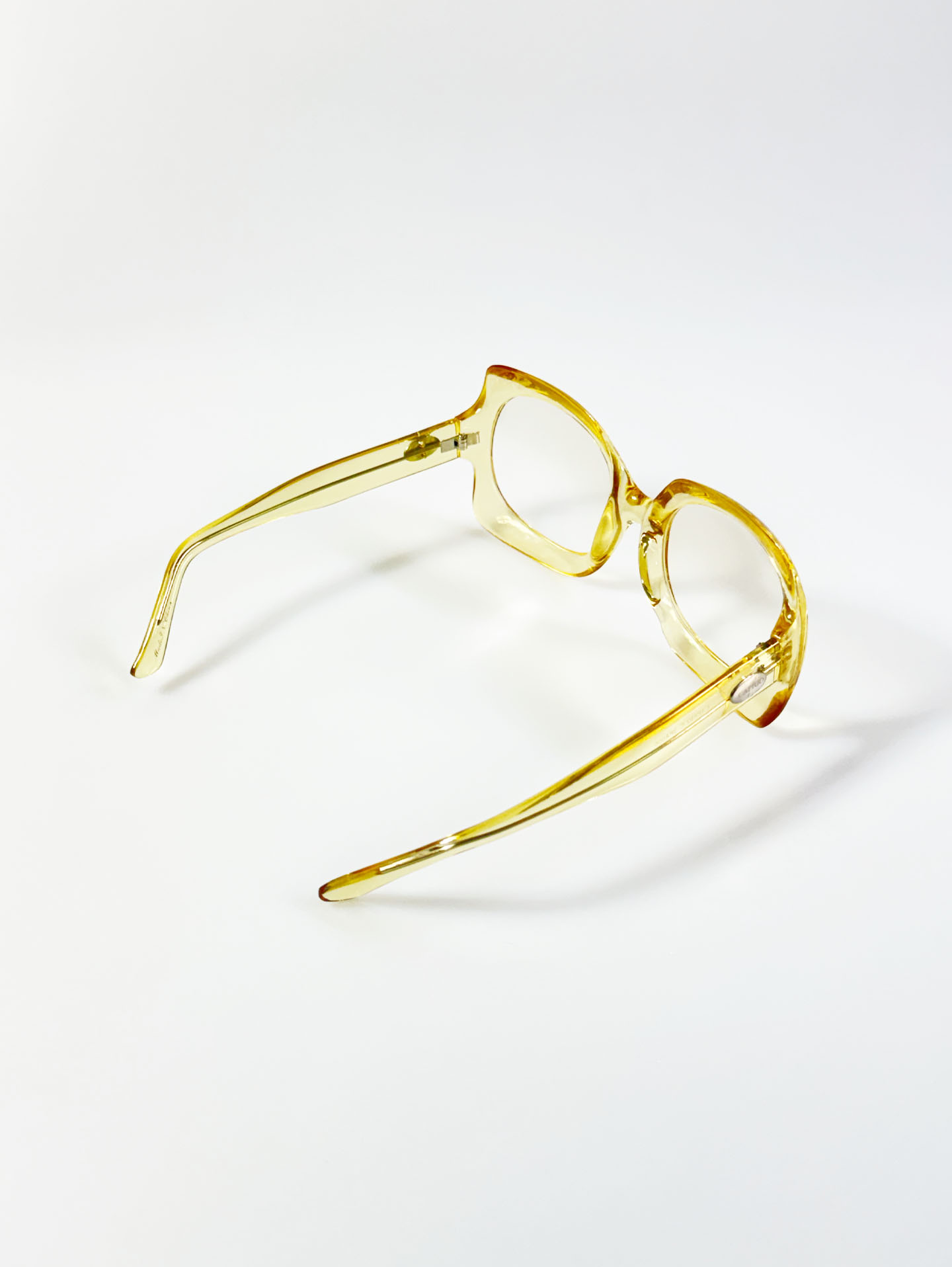 CAPRIO Oversized Bold Square Acetate Tinmted Sunglasses