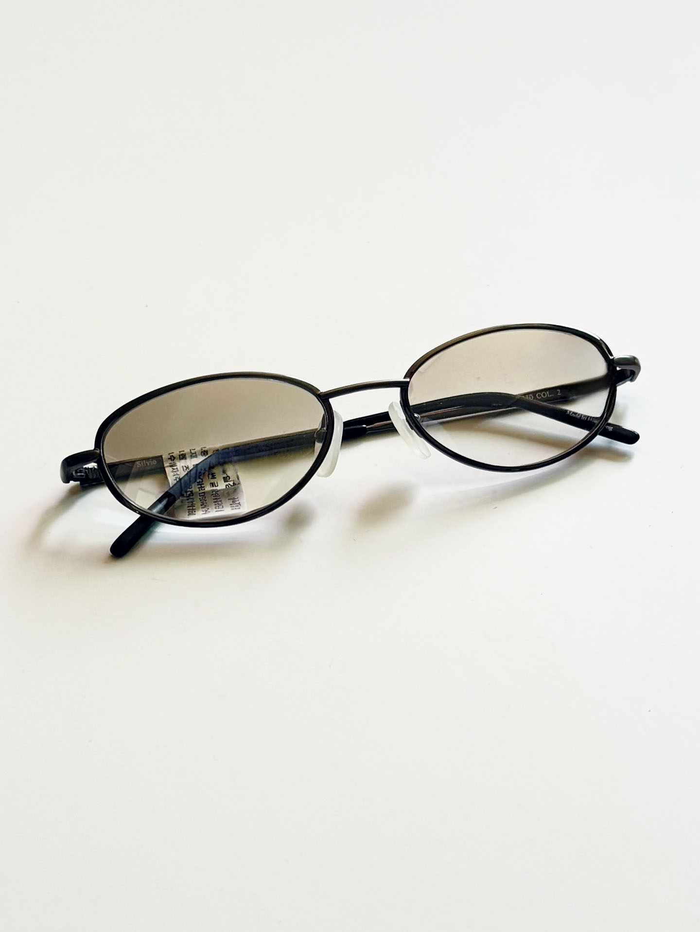 SILVIO VALENCIA Dark Silver Slim Oval Metal Frame Tint Sunglasses