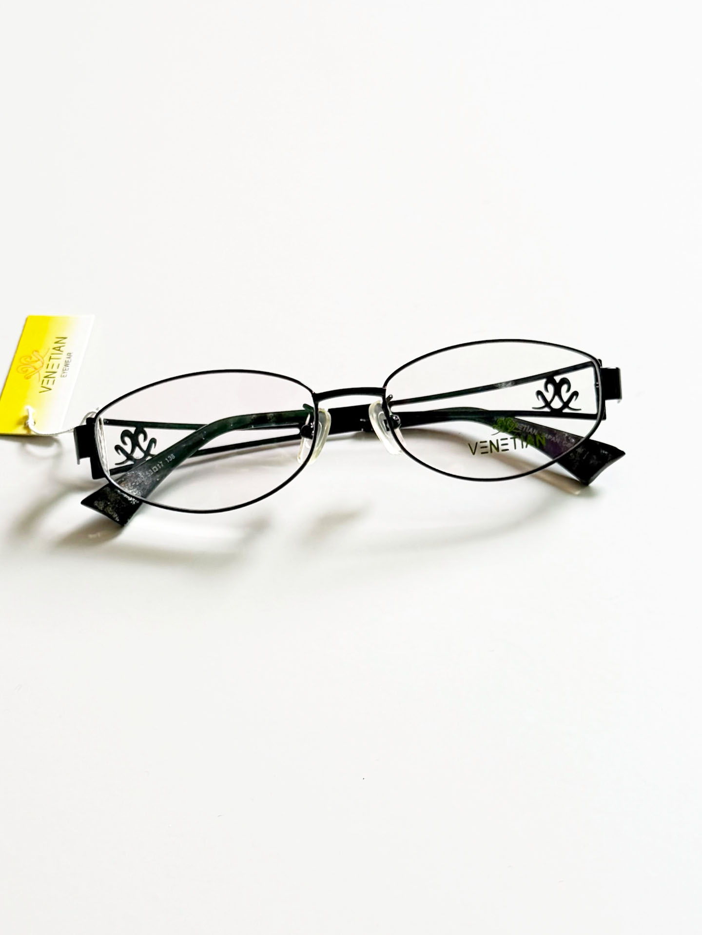 VENETIAN Black Slim Oval Metal Glasses
