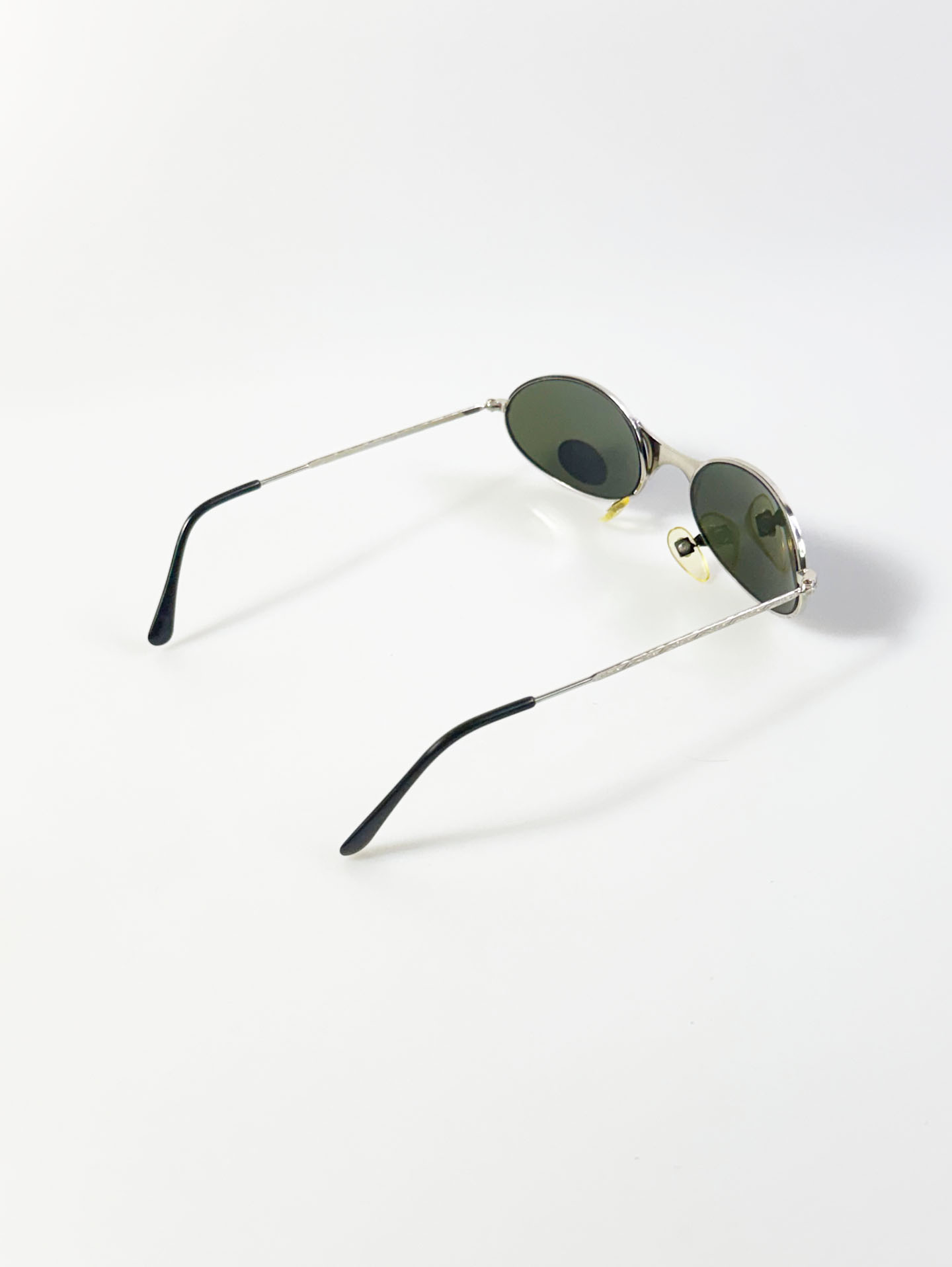 90's Silver Slim Oval Metal Sunglasses
