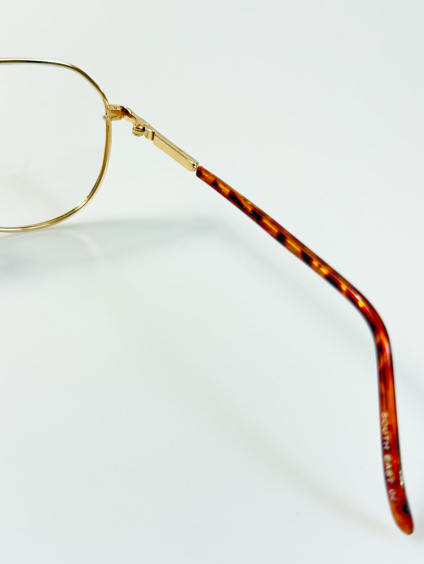 90's SOUTH EAST Gold Metal Boeing Frame Glasses
