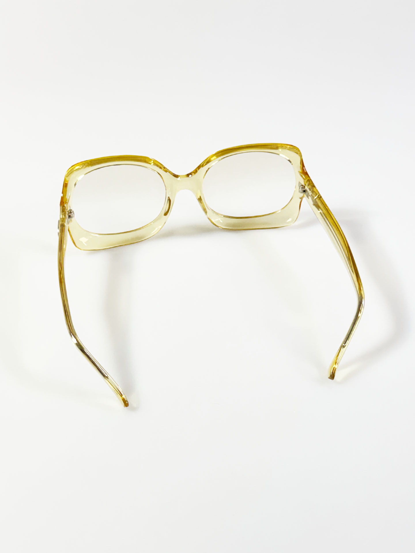 CAPRIO Oversized Bold Square Acetate Tinmted Sunglasses