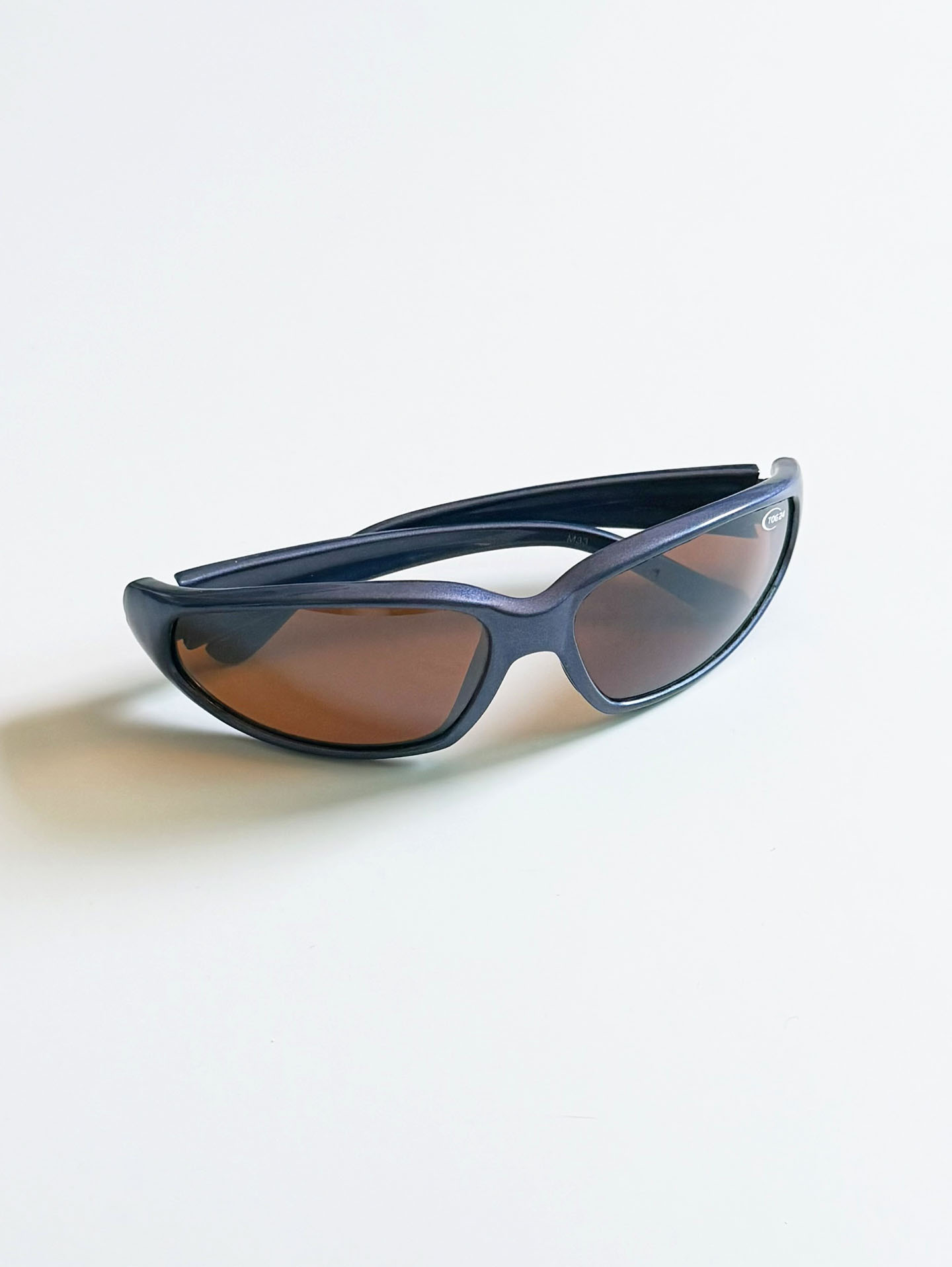 90’s TOG24 Wraparound Sporty Frame Tinted Sunglasses