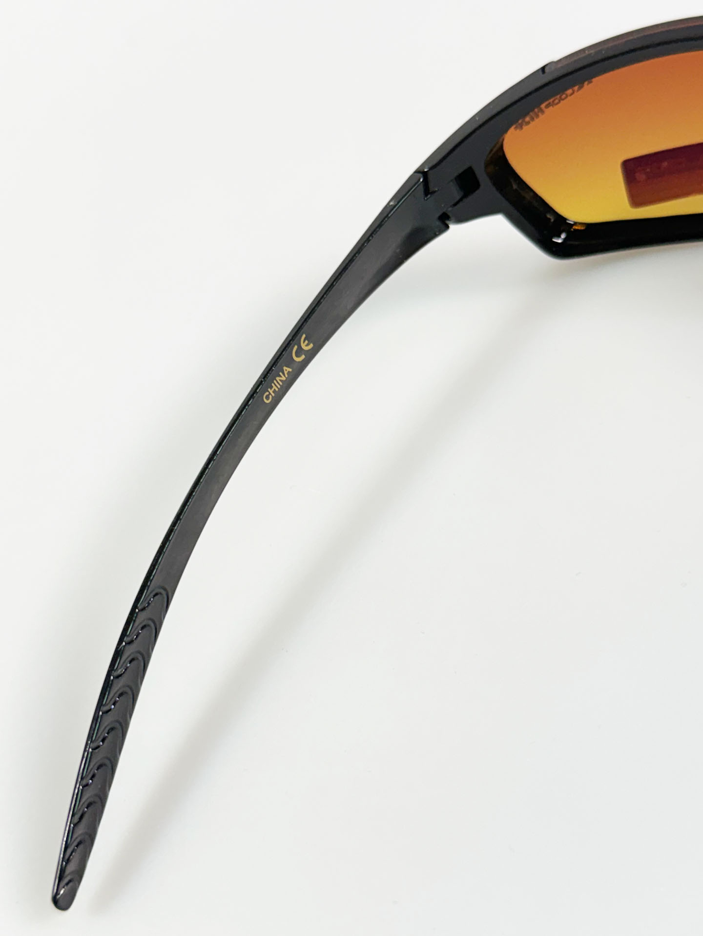 XLOOP Black Sport Wraparound Tint Sunglasses