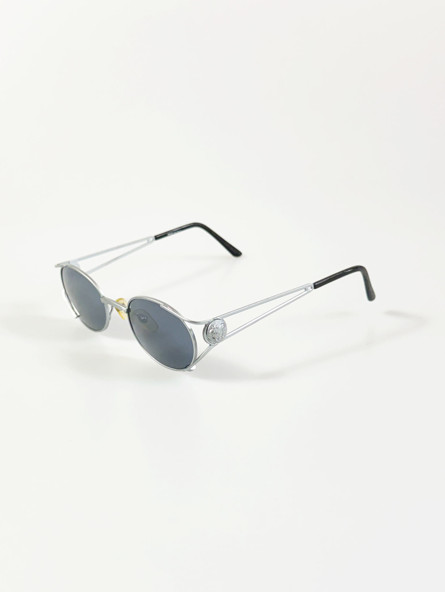 90’s Silver Slim Oval Metal Frame Sunglasses