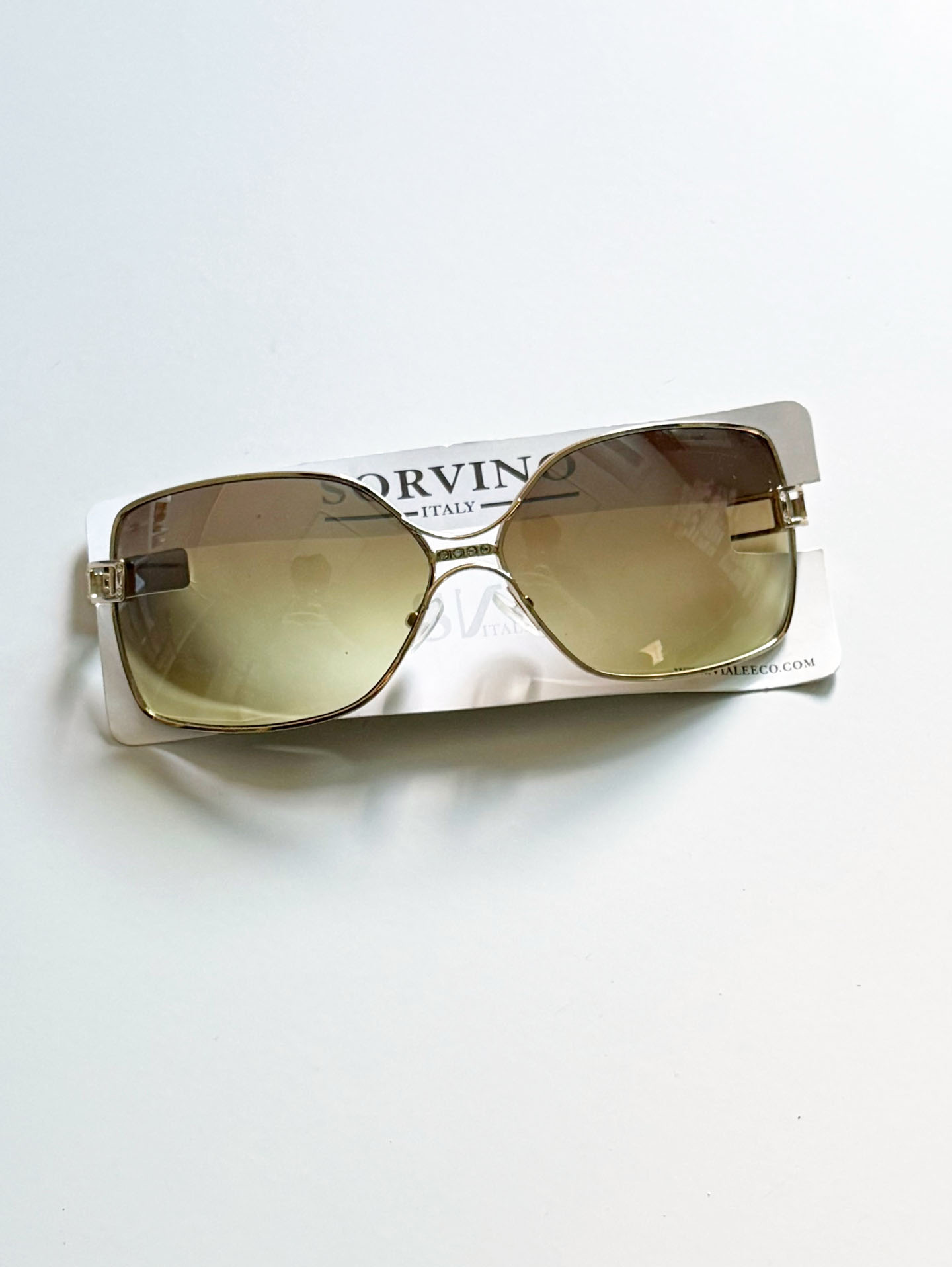 SORVINO Gold Oversized Butterfly Metal Frame Gradient Tint Sunglasses