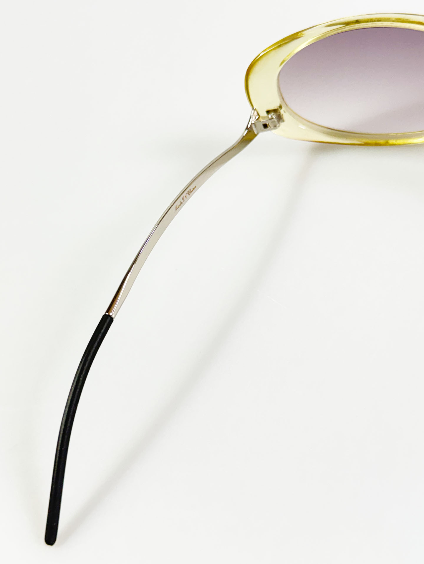 CAPRIO Bold Translucent Acetate Oval Sunglasses