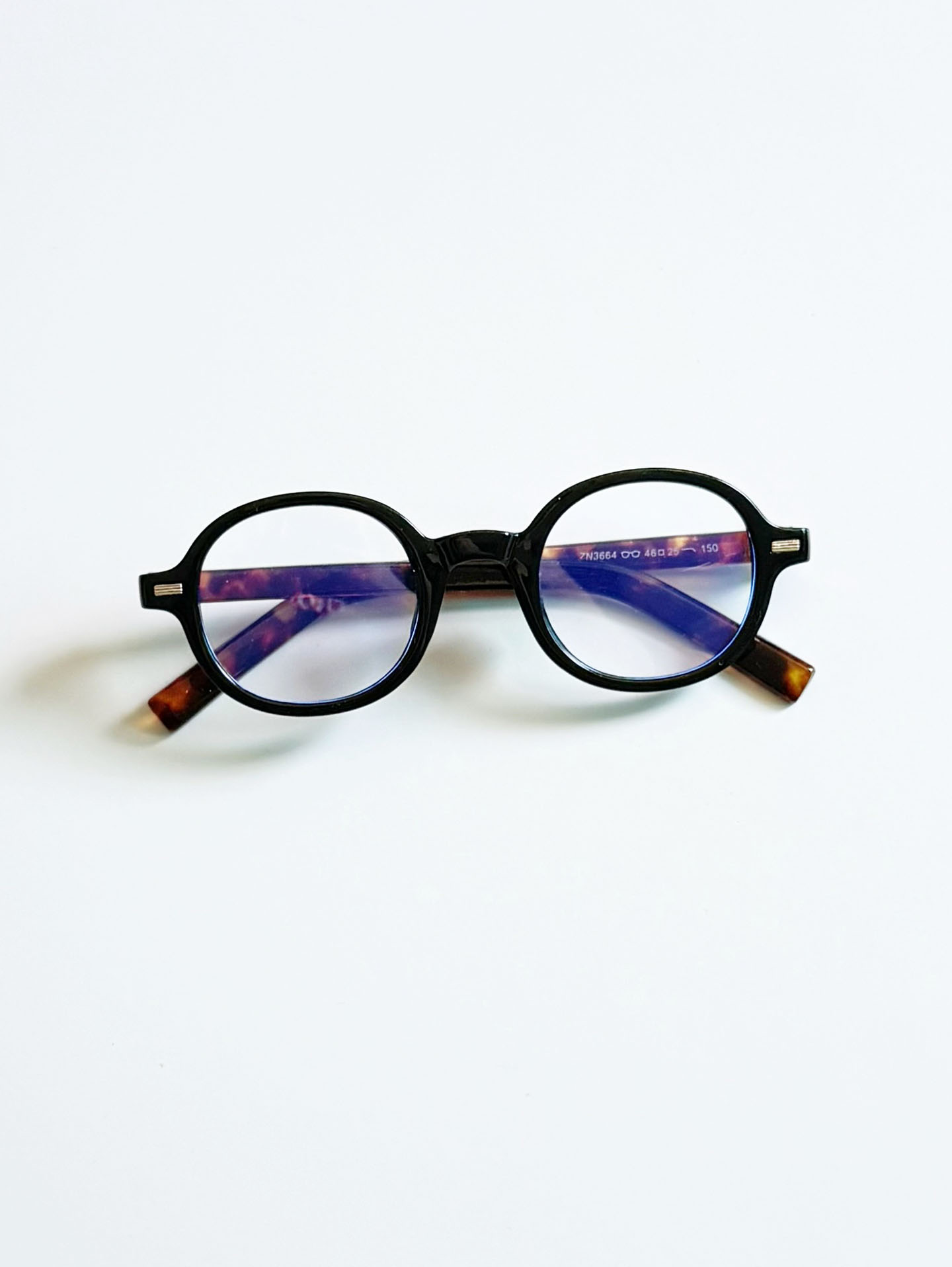 Bold Round Black Frame Sunglasses