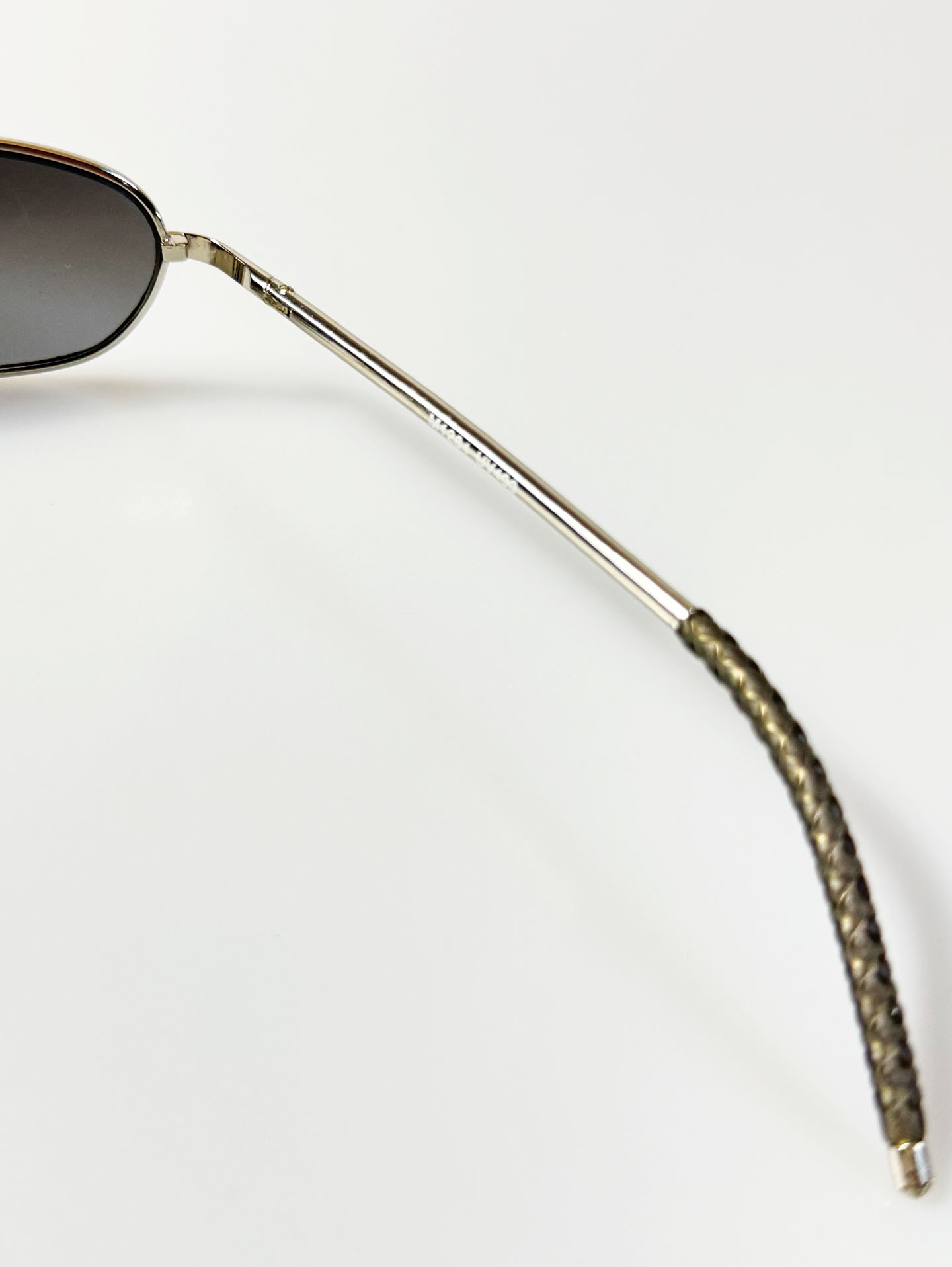 SUPERHERO Slim Oval Silver Metal Frame Sunglasses