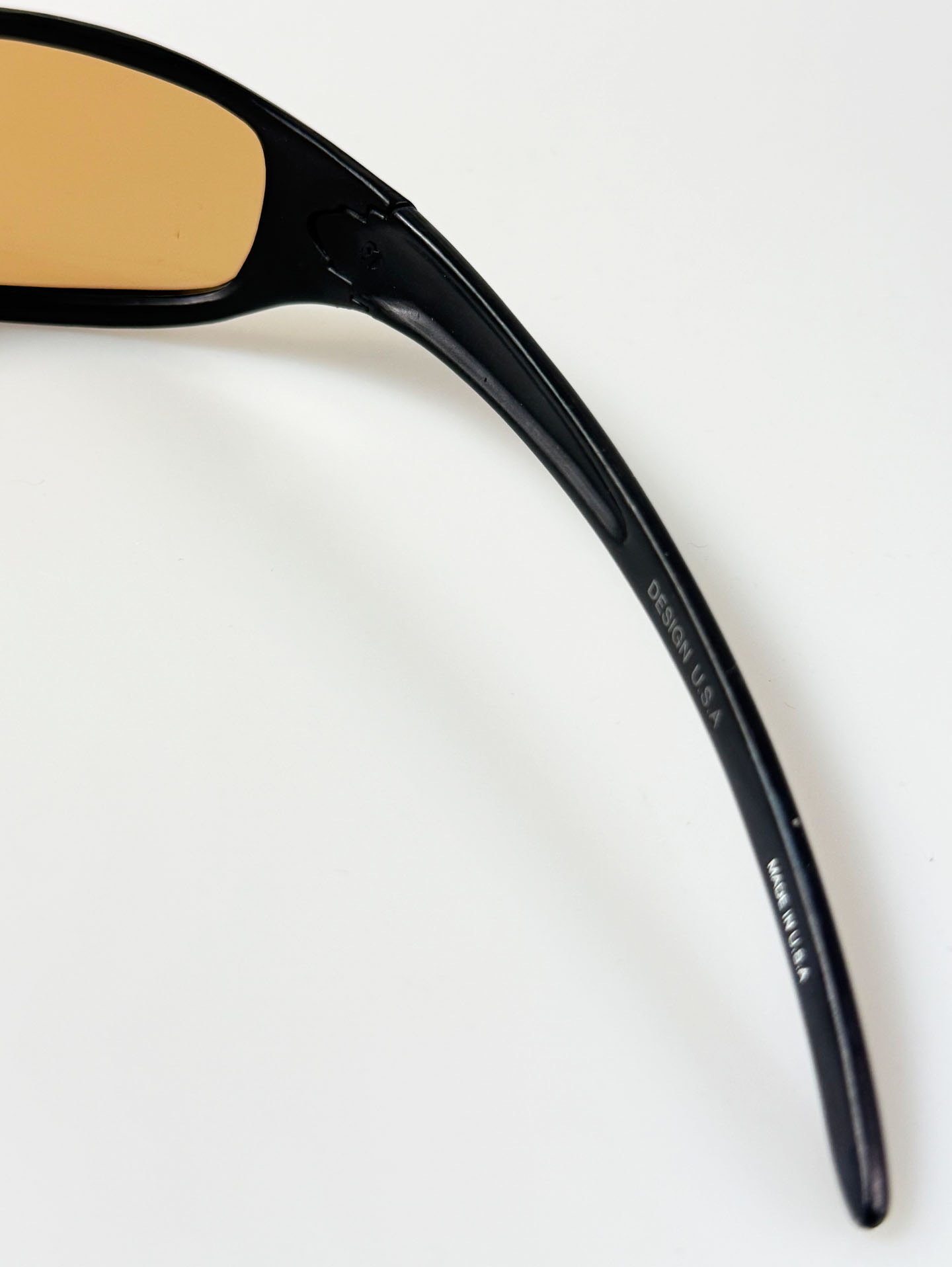 90's CITY KING Matte Black Wraparound Tint Sunglasses