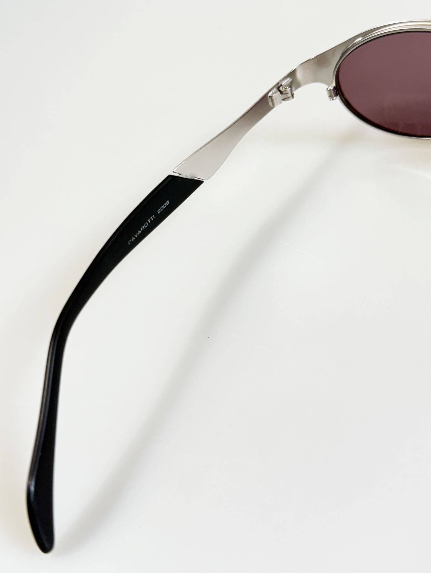 PAVAROTTI Silver Oval Metal Sunglasses