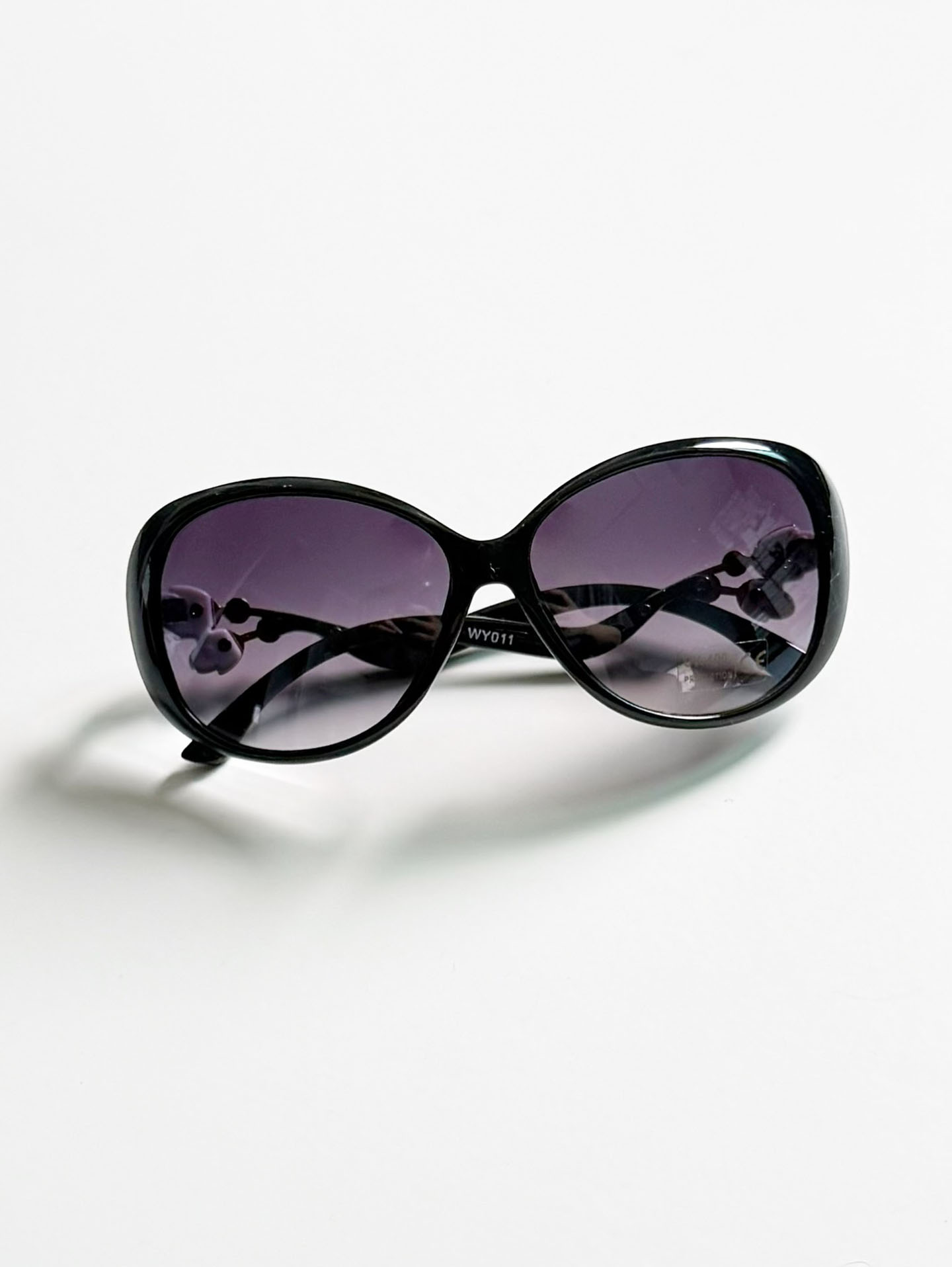Black Oversized Butterfly Floral Temple Detail Sunglasses
