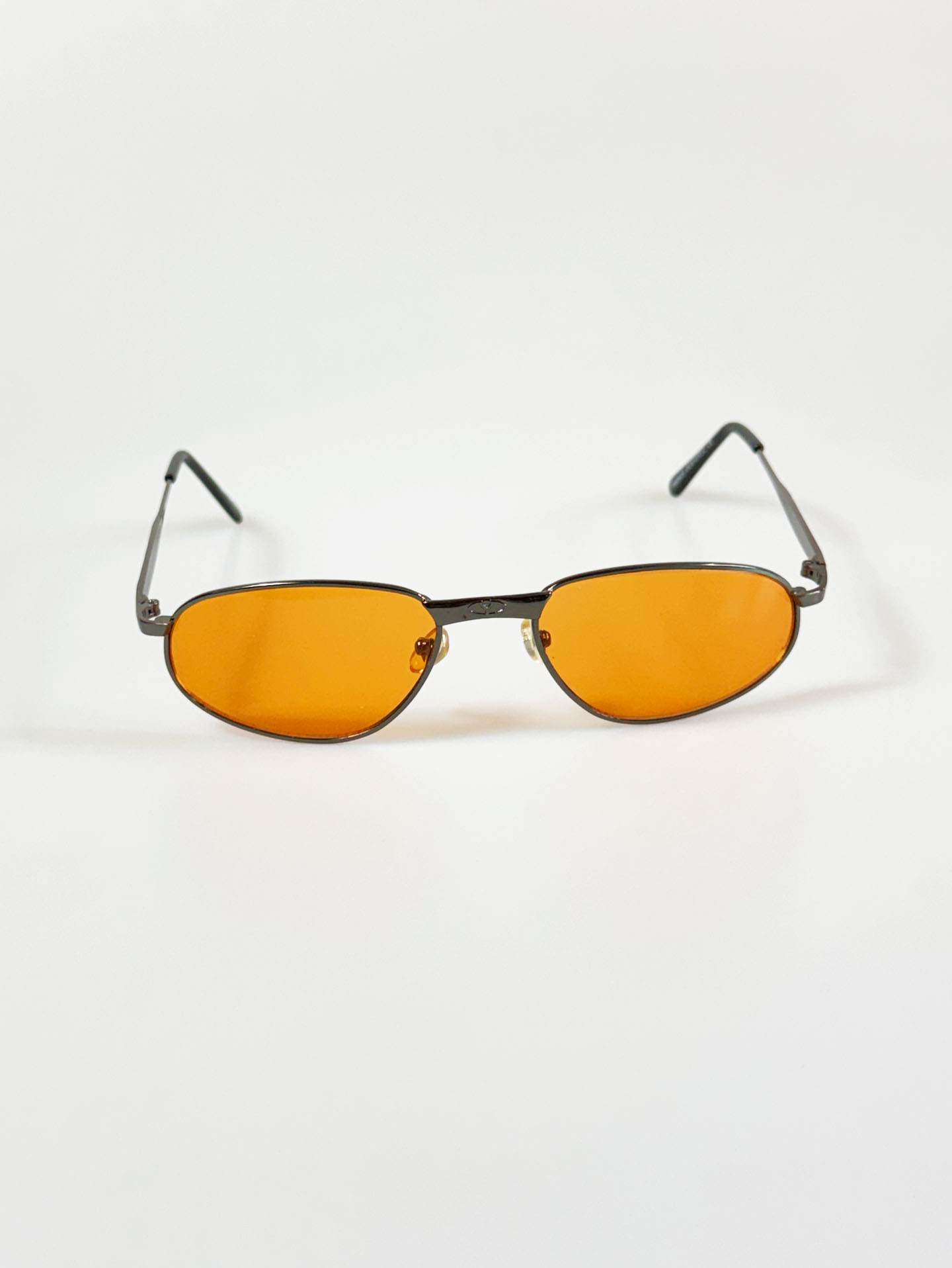 VOTE Slim Oval Metal Frame Tinted Sunglasses