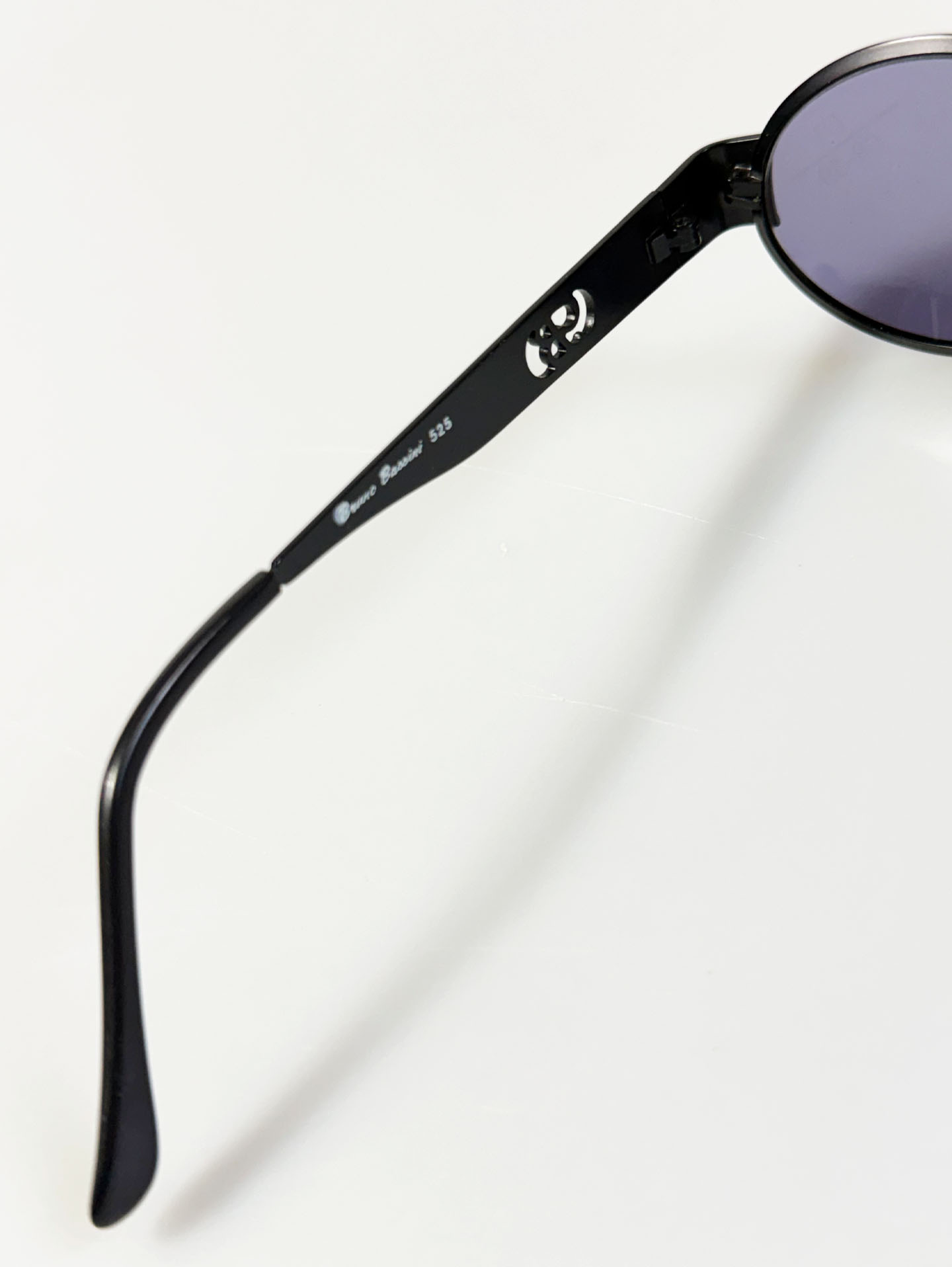 90's BRUNO BASSINI Black Oval Metal Tint Sunglasses