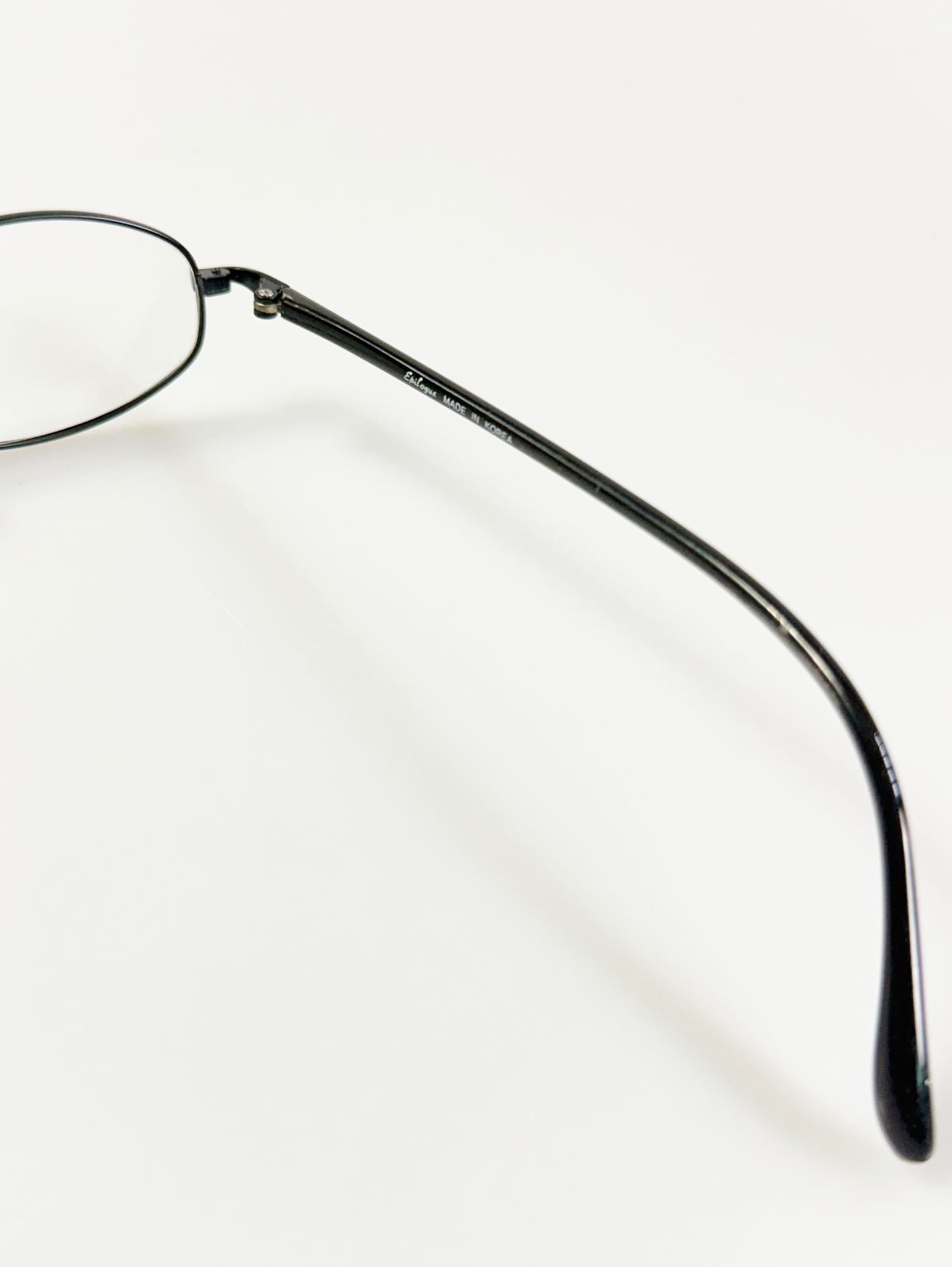 EPILOGUE Black Slim Oval Metal Frame Glasses