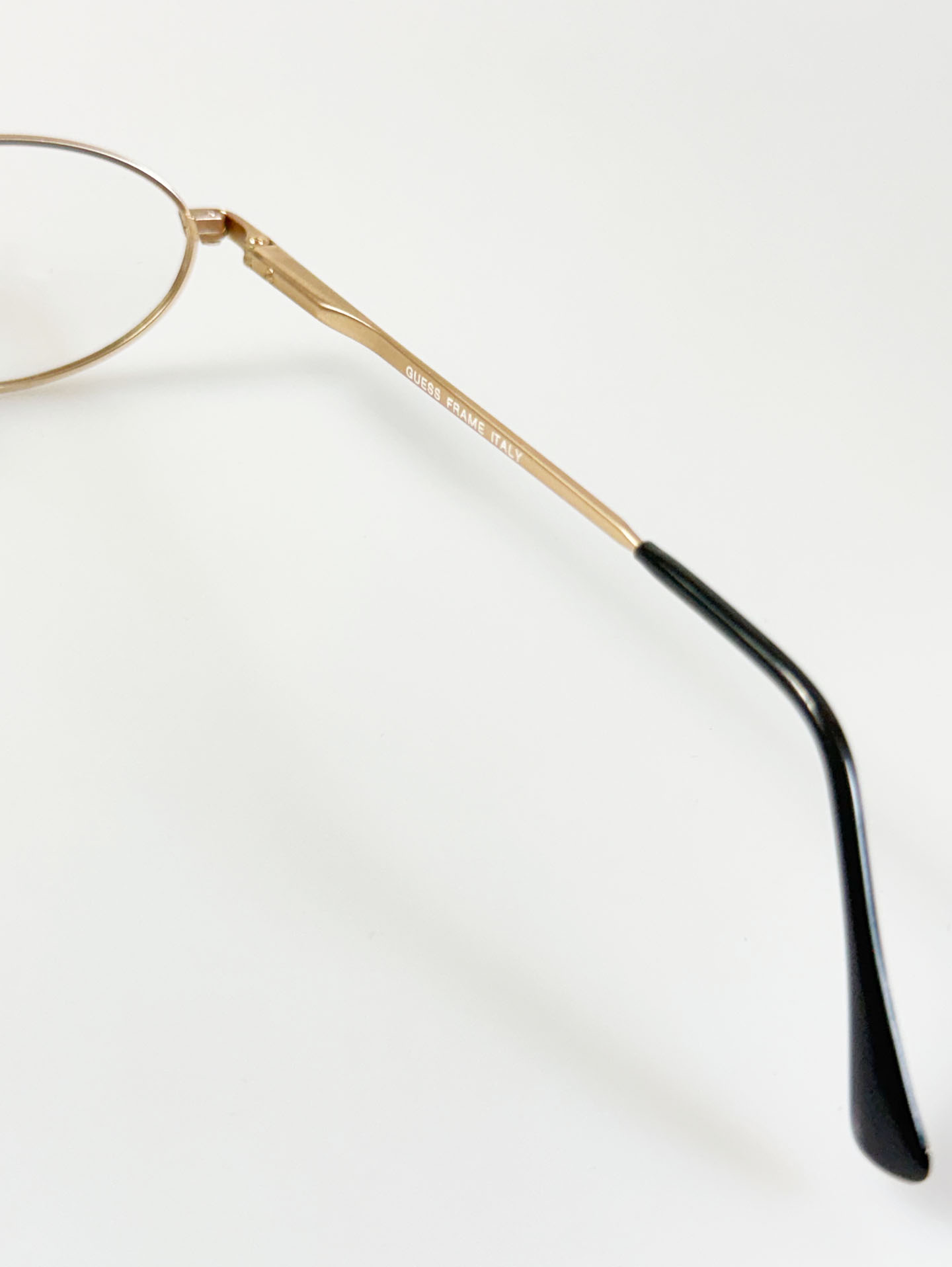 GUESS Matte Gold Slim Oval Metal Glasses