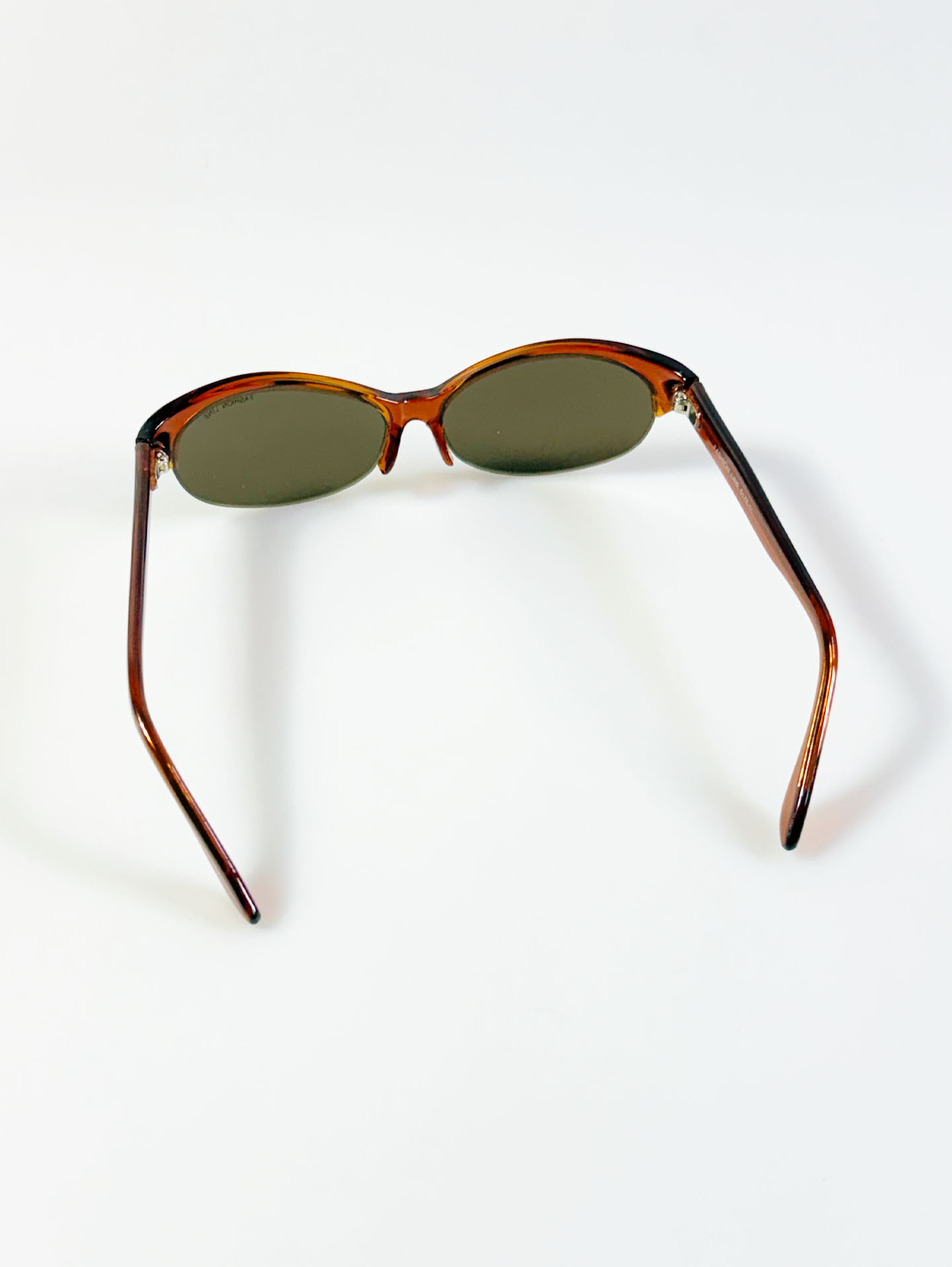 90’s FASHION LINE Amber Oval Wrap Half-Rim Sunglasses