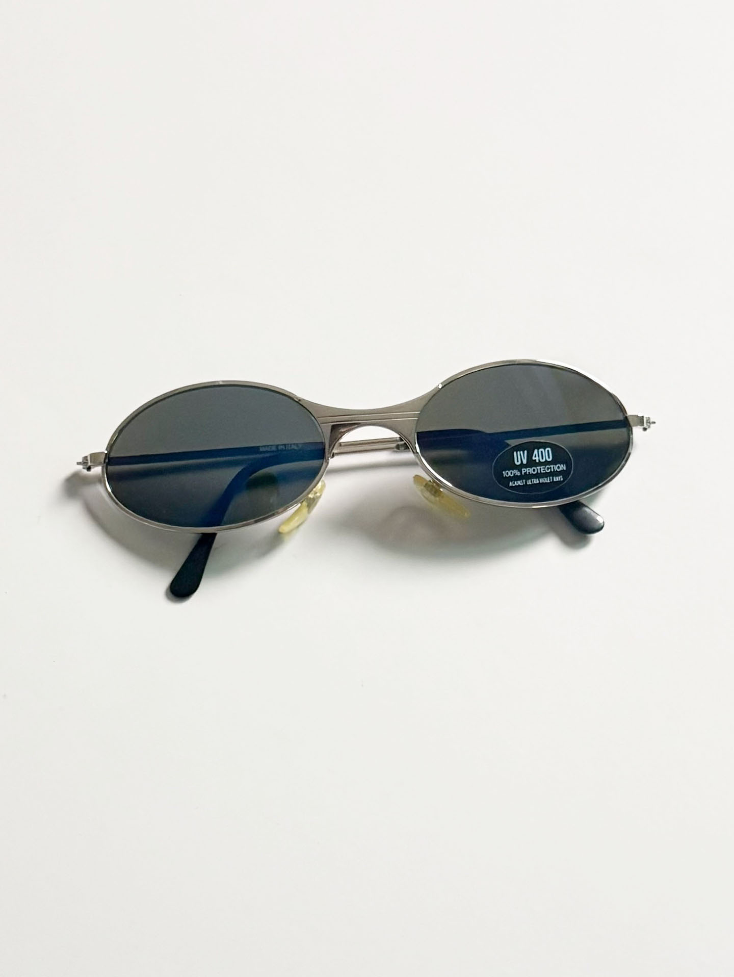 90's Silver Slim Oval Metal Sunglasses