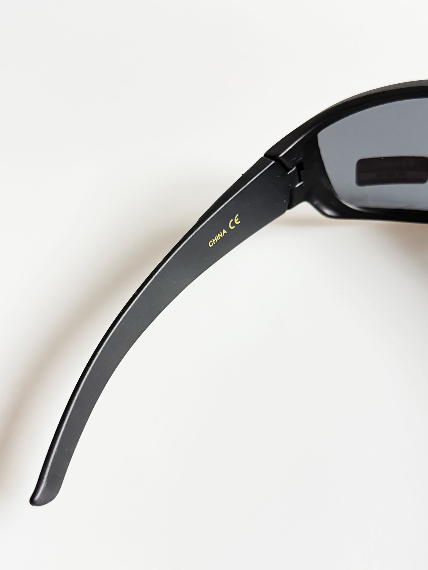 CHOPPERS Wraparound Matte Black Square Frame Sunglasses