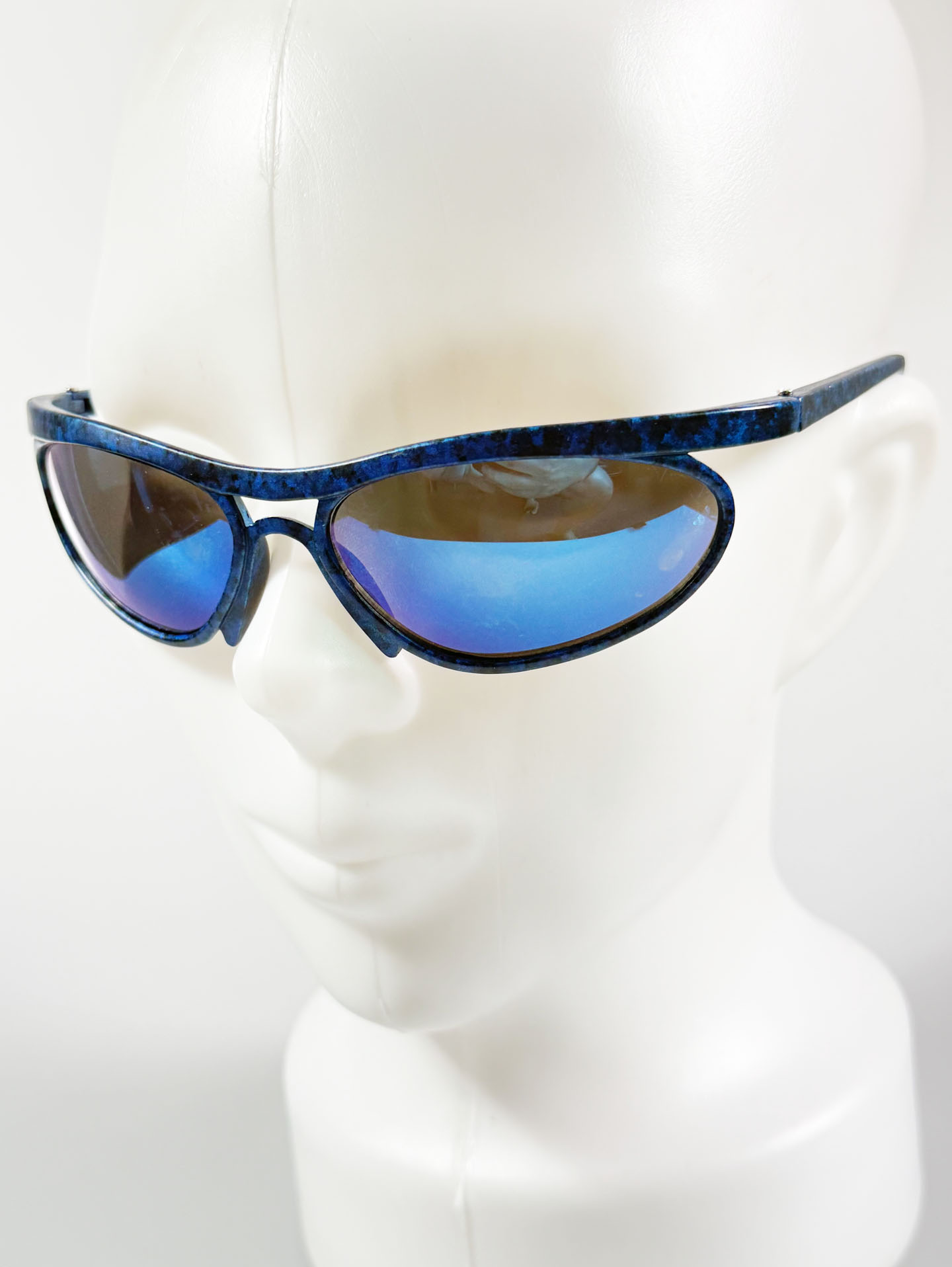 90’s KANTLON Blue Marble Wraparound Sunglasses