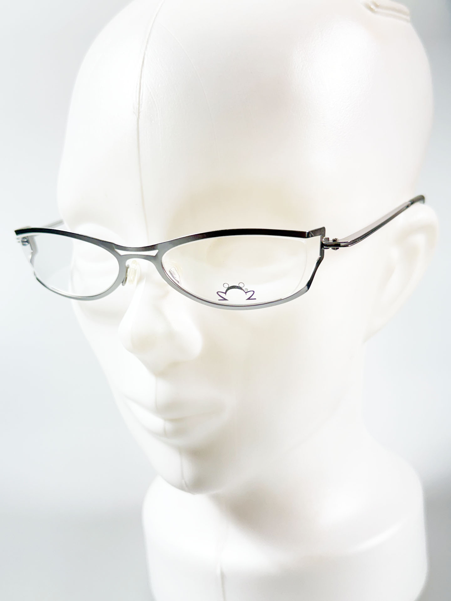 Eye’DC Silver Sculpted Slim Oval Metal Glasses