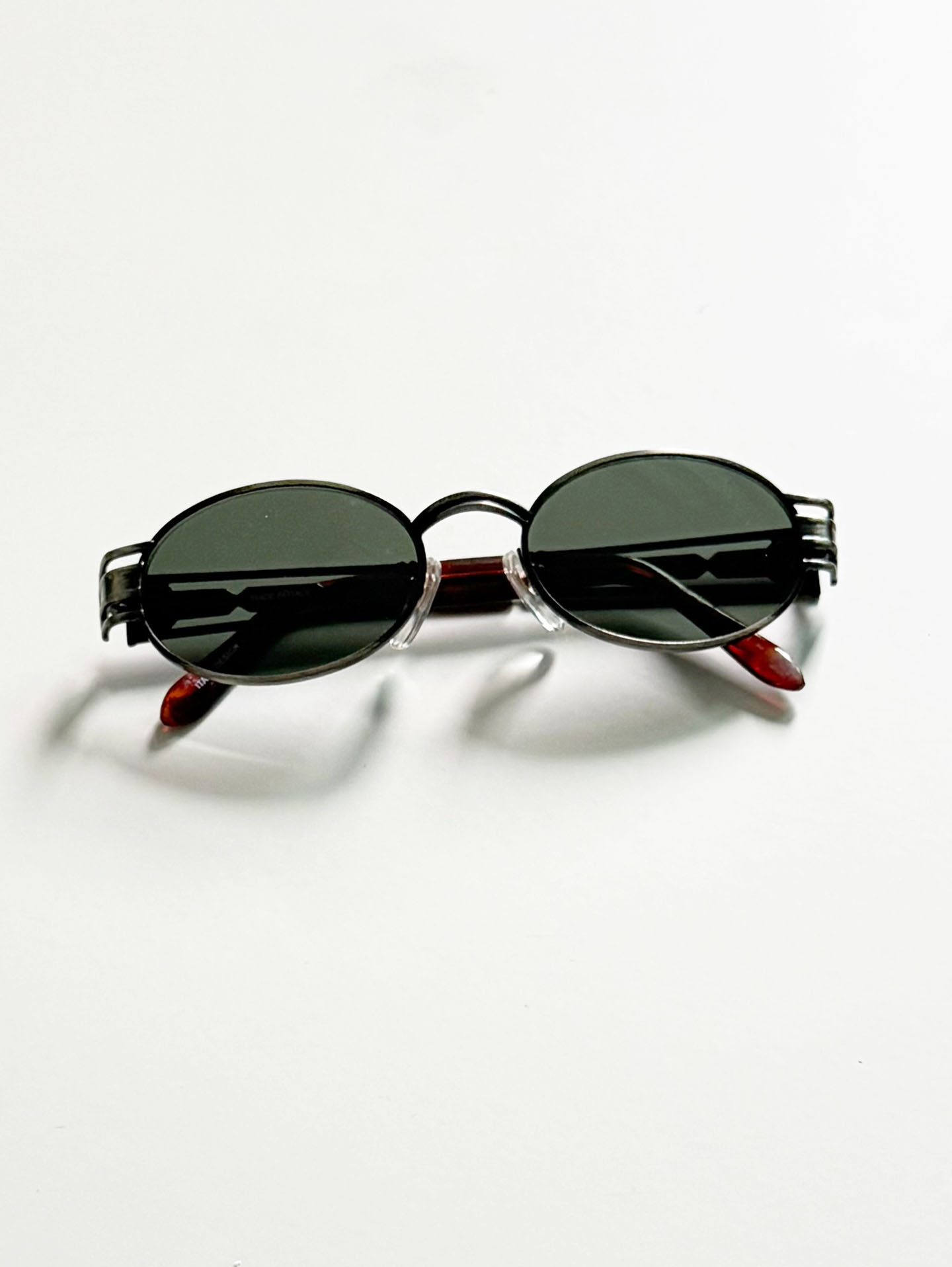 90's JOANNA Gunmetal Slim Oval Metal Frame Sunglasses