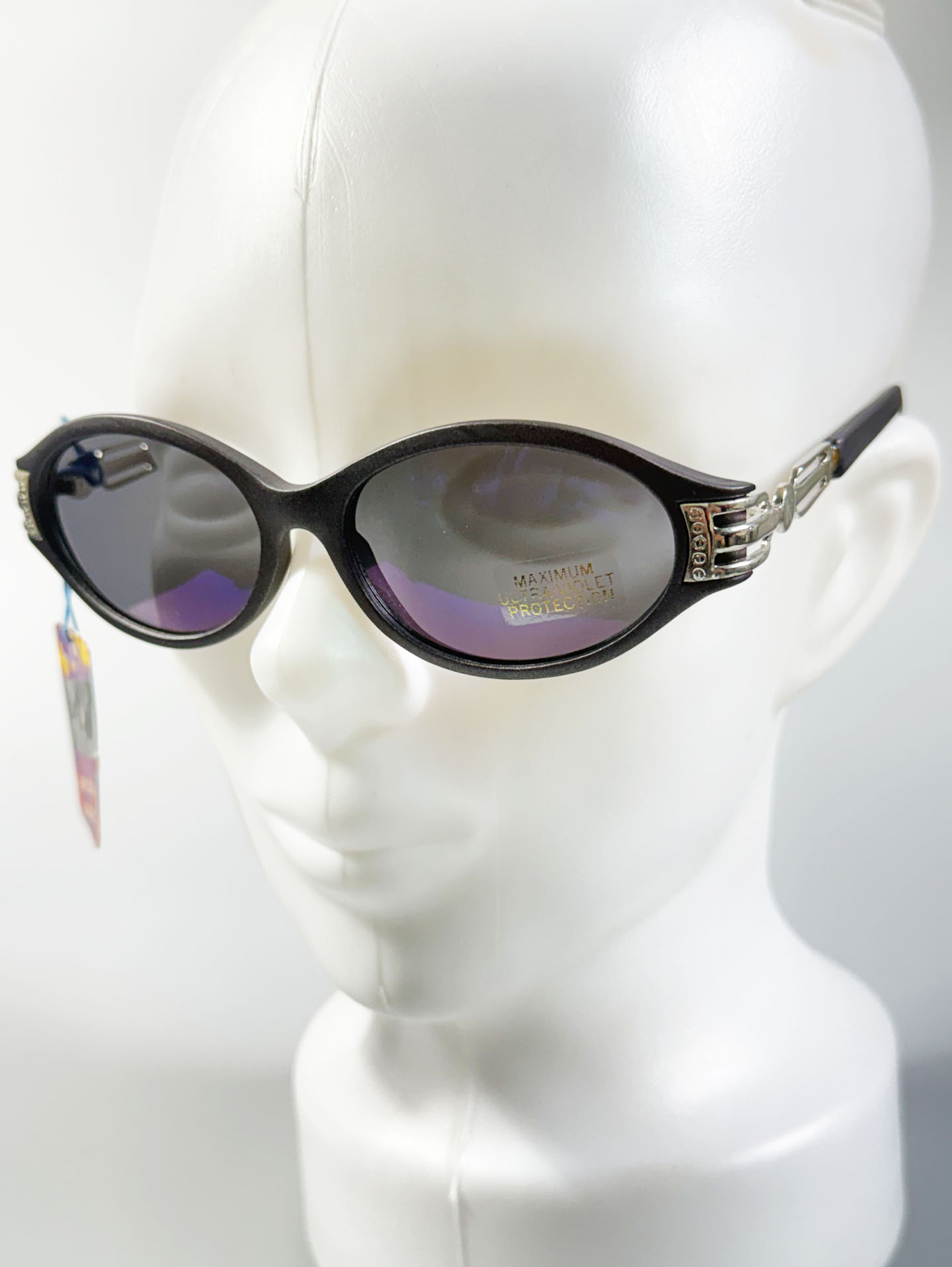 90's Barcelona Eyewear Bold Oval Sunglasses
