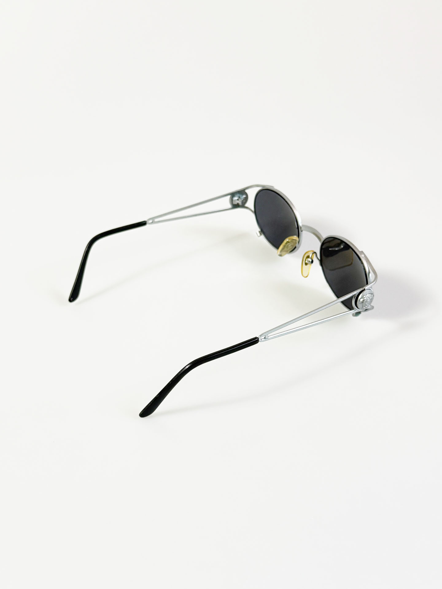 90’s Silver Slim Oval Metal Frame Sunglasses