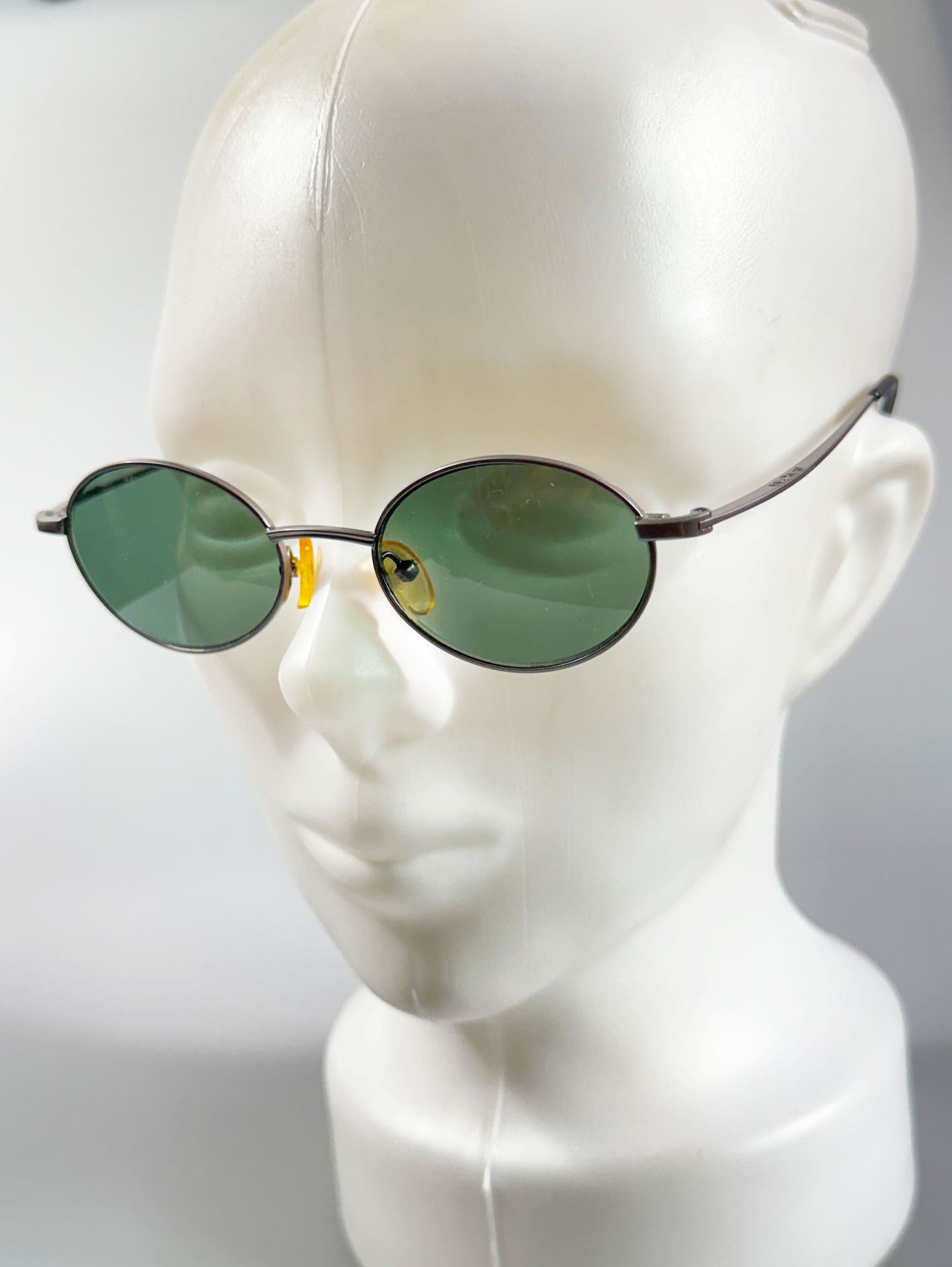 90's Dark Silver Titanium Slim Oval Sunglasses