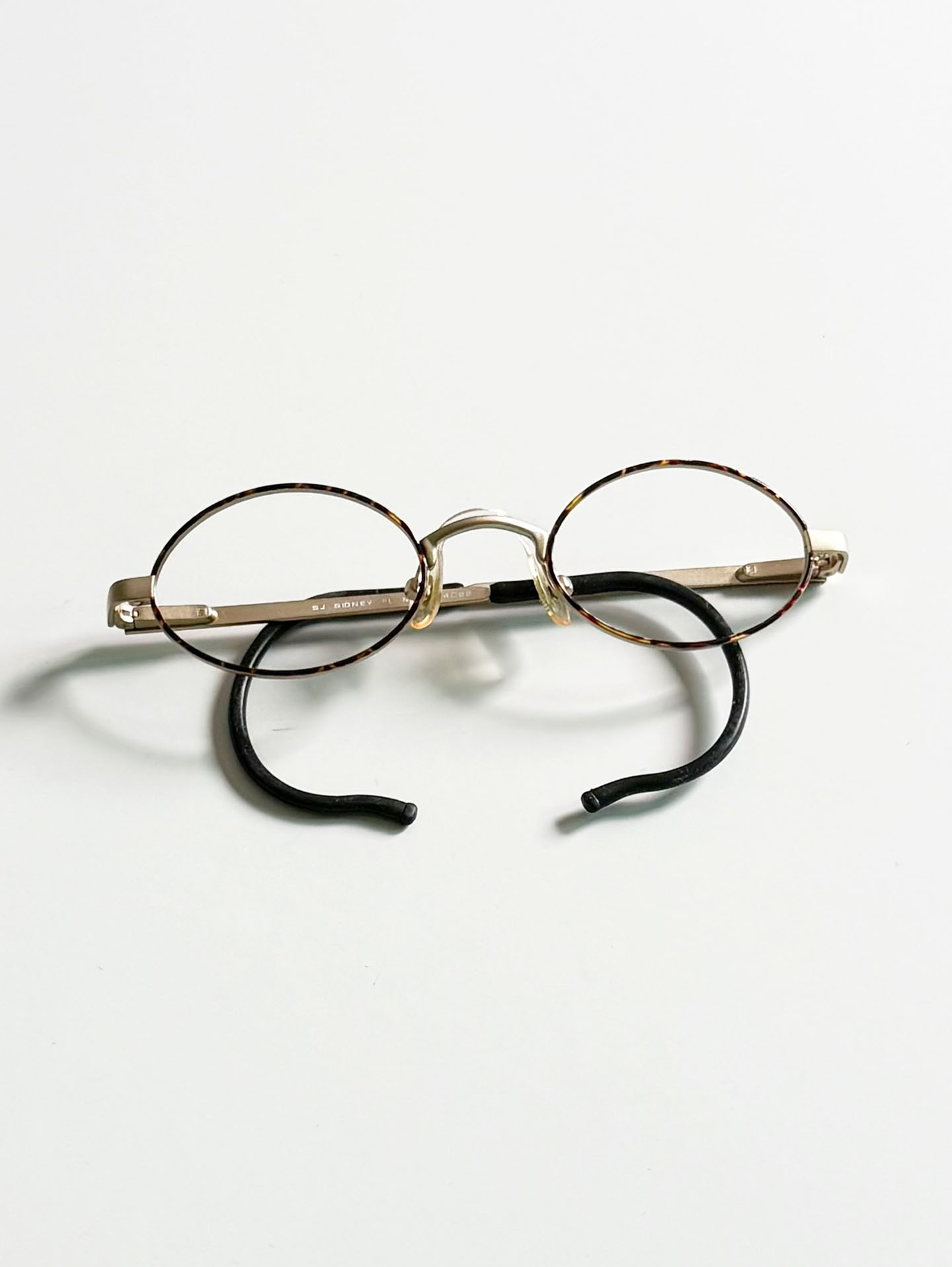 90's SJ SIDNEY Gold Metal & Tortoiseshell Oval Frame Glasses