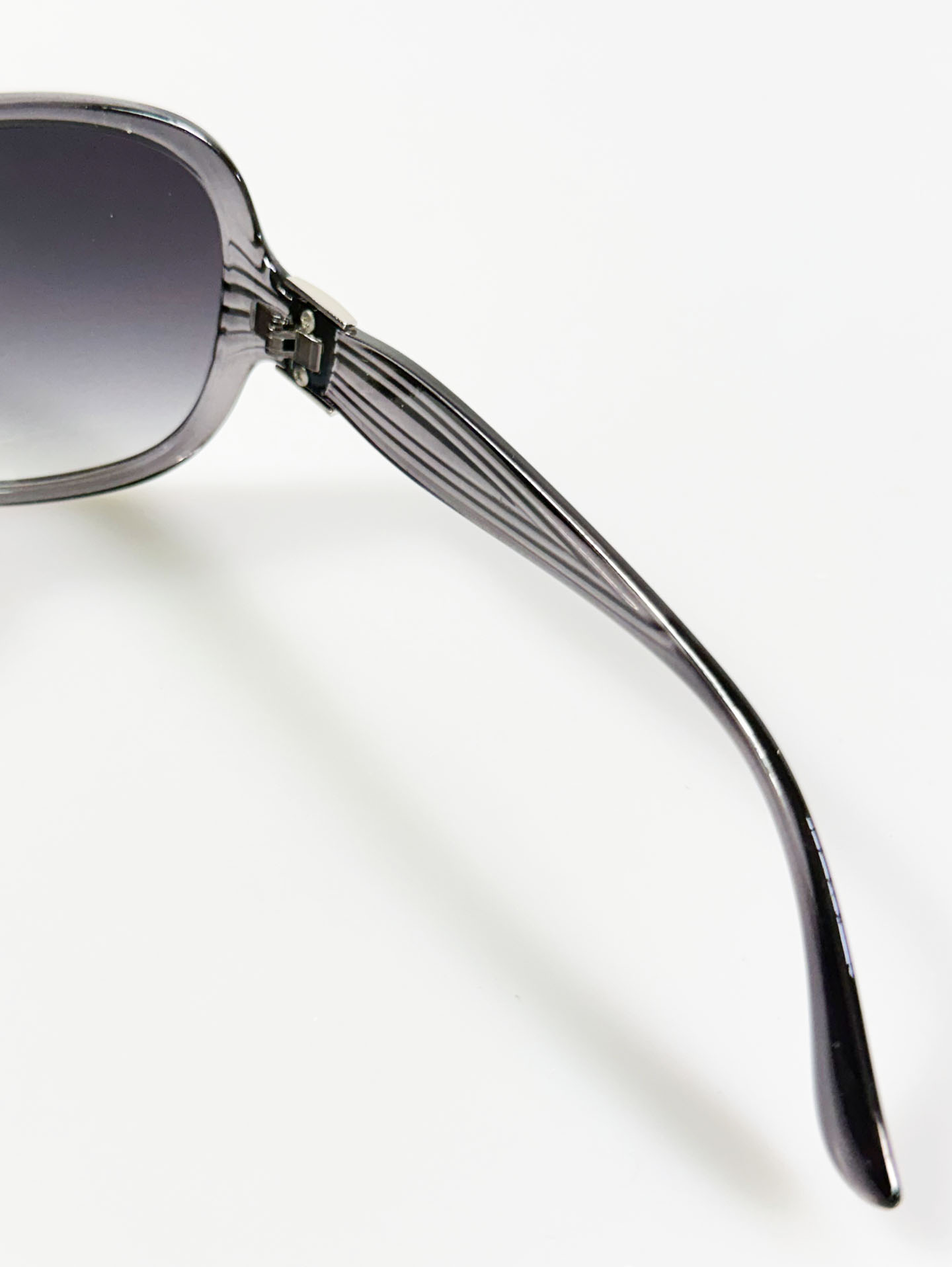 Smoky Gray Oversized Bold Oval Sunglasses