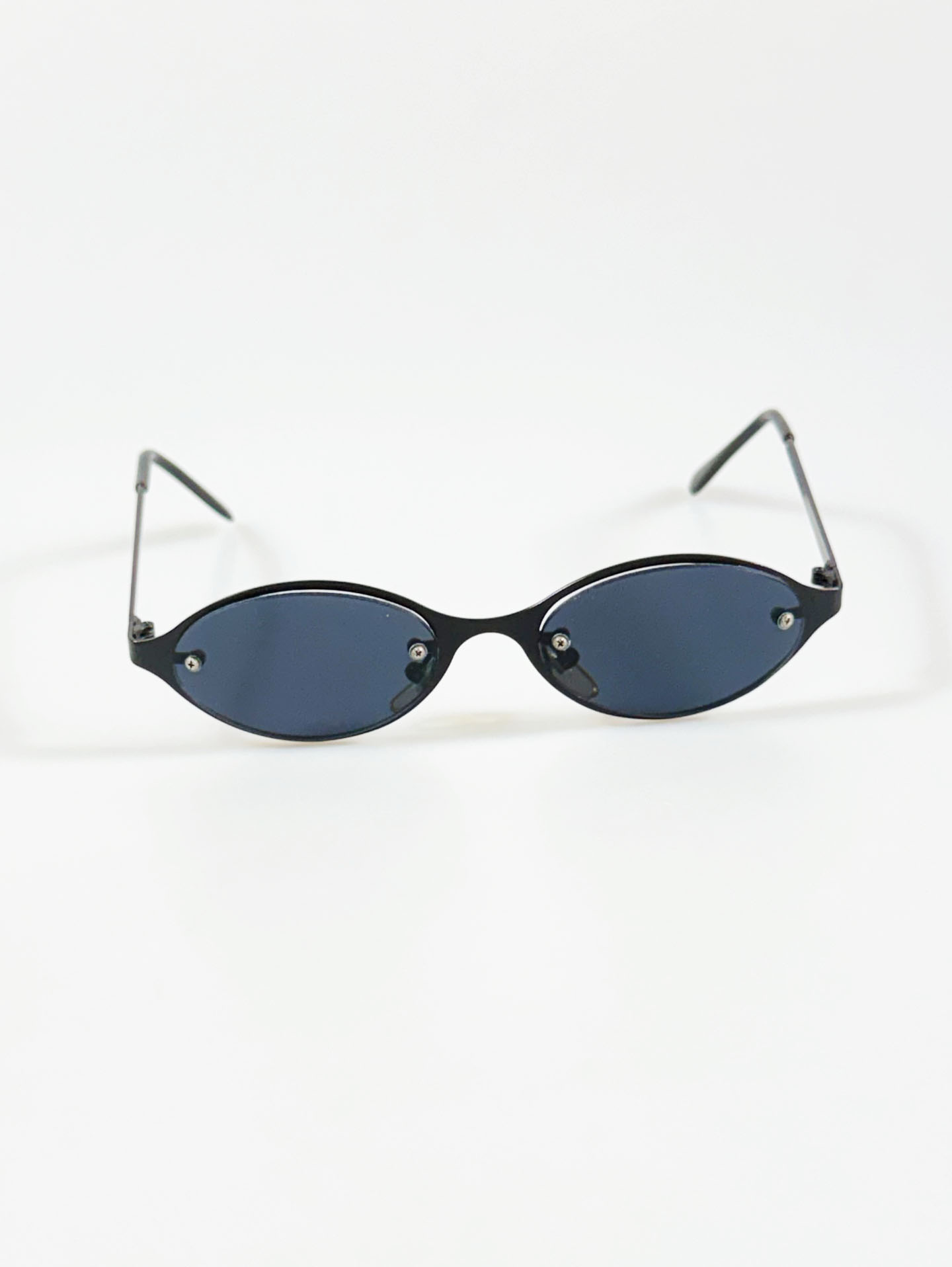 90's Black Slim Oval Metal Frame Sunglasses